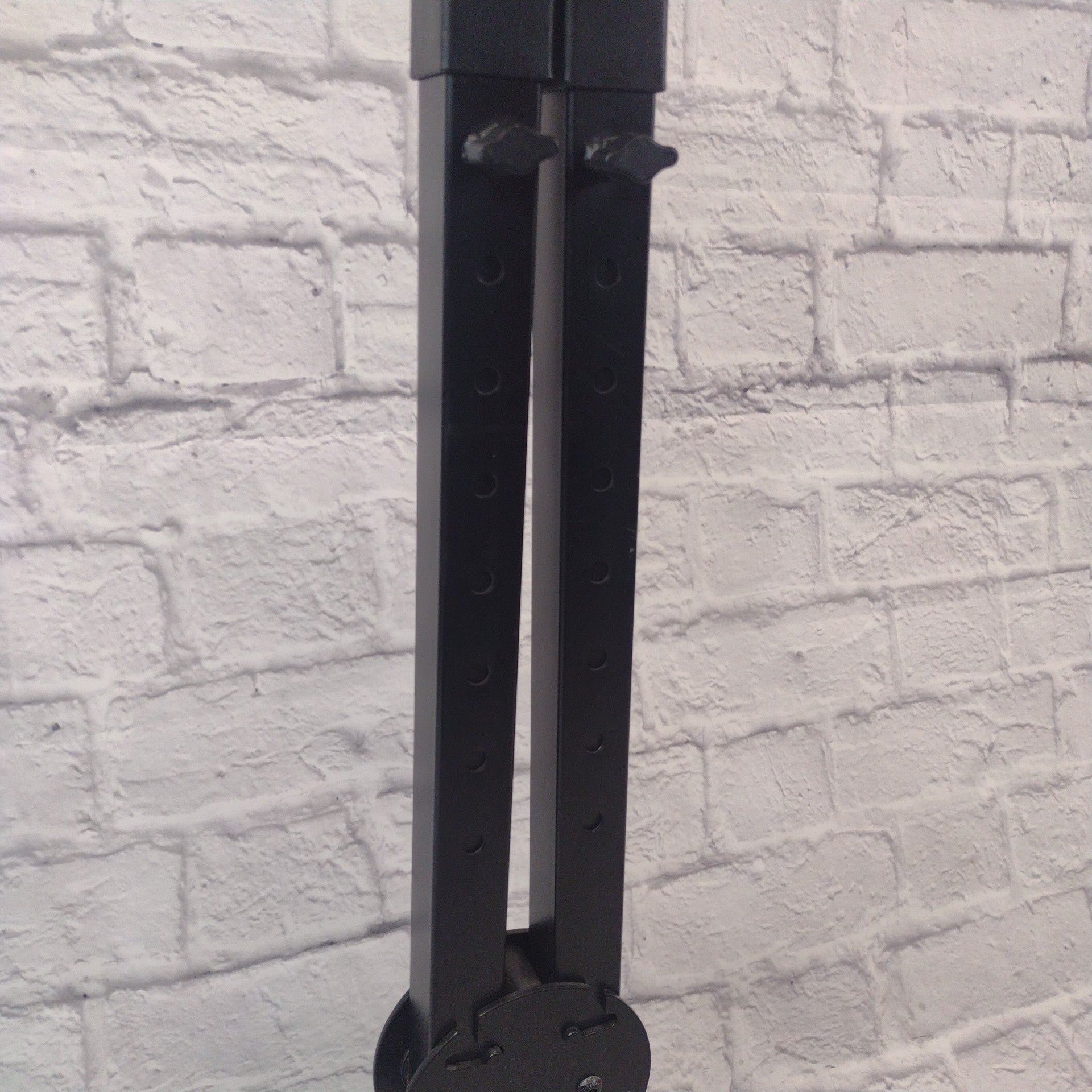 Quik Lok Y Style Keyboard Stand