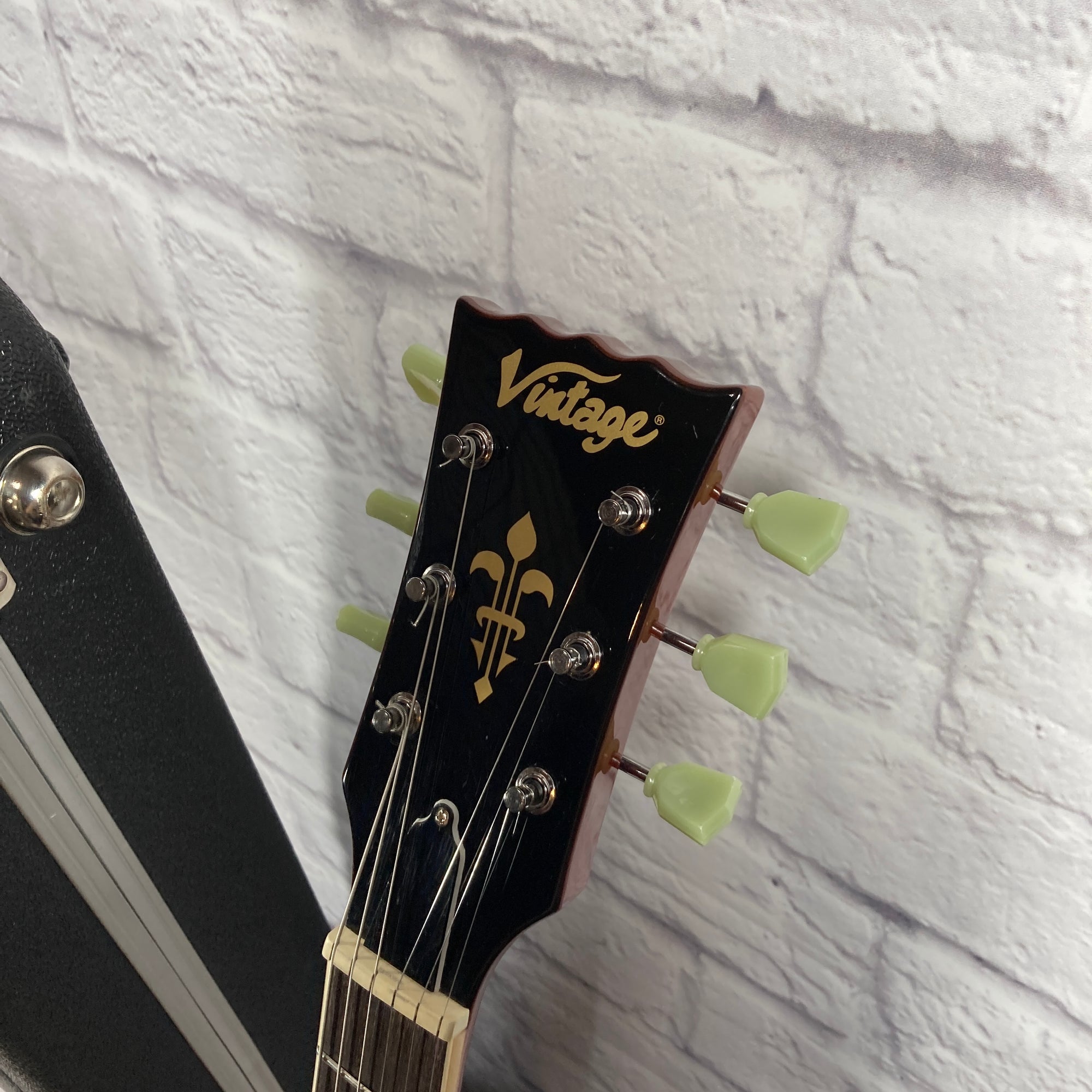 Vintage Les Paul Style Electric Guitar w/ Hard Case