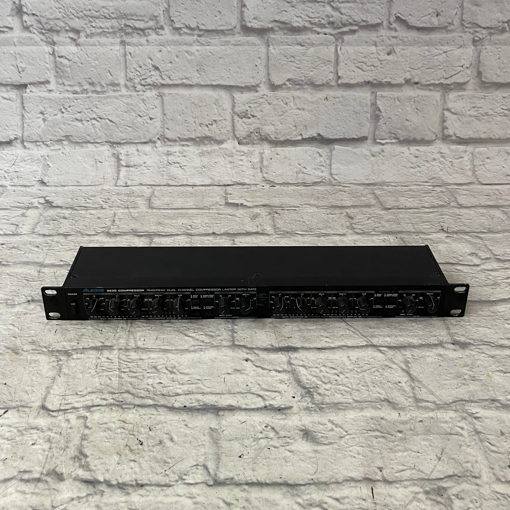 Alesis 3630 Dual Channel Compressor Limiter w/ Gate Rack Unit - no pwr supply