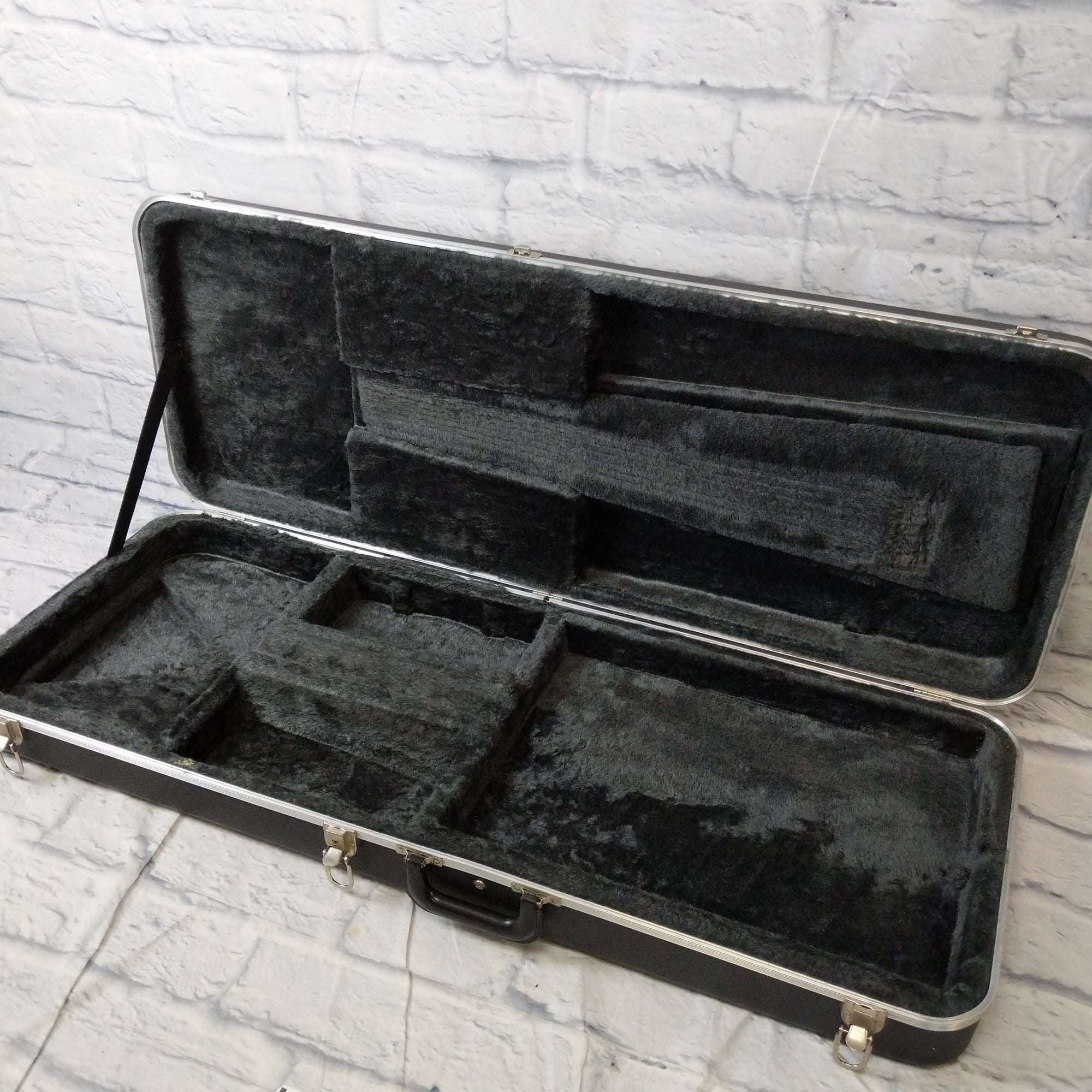Alvarez Electric Guitar Hard Case - 39.5" x 13"