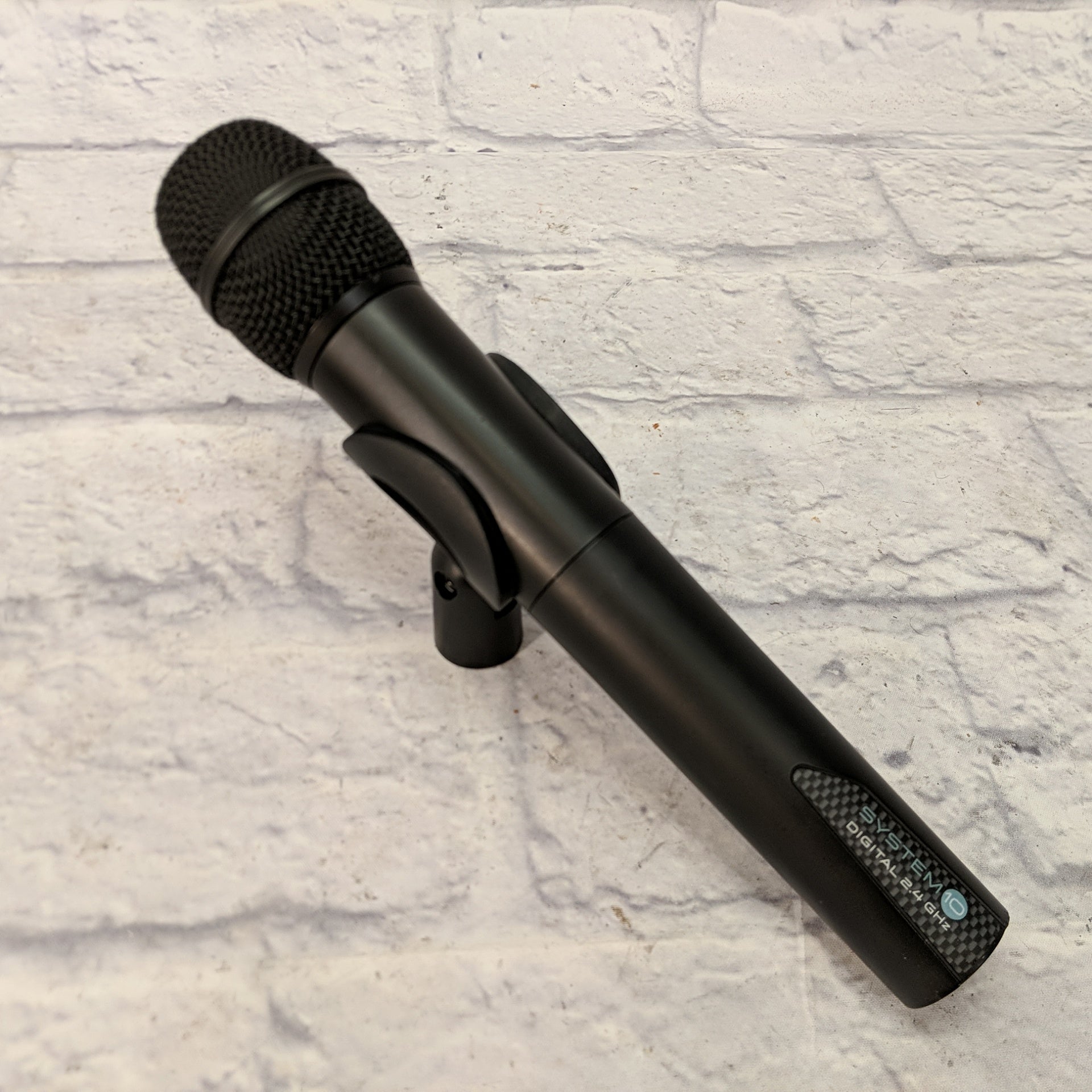 Audio Technica ATW-R1100 System 10 Wireless Mic and Receiver