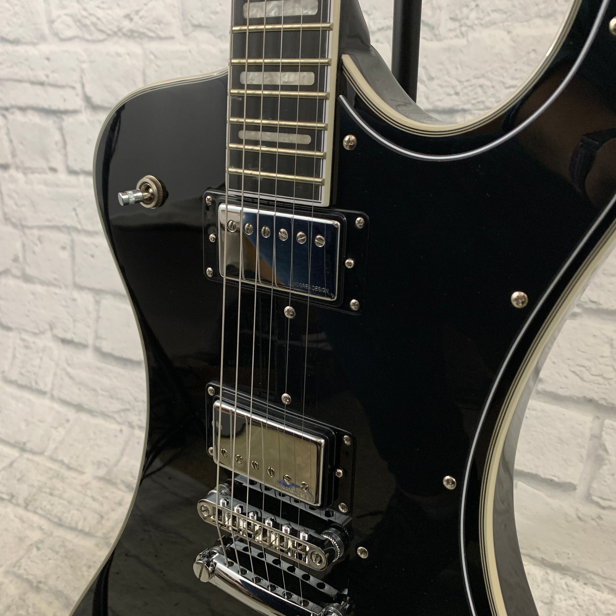 Hagstrom Fantomen Electric Guitar - Black Gloss