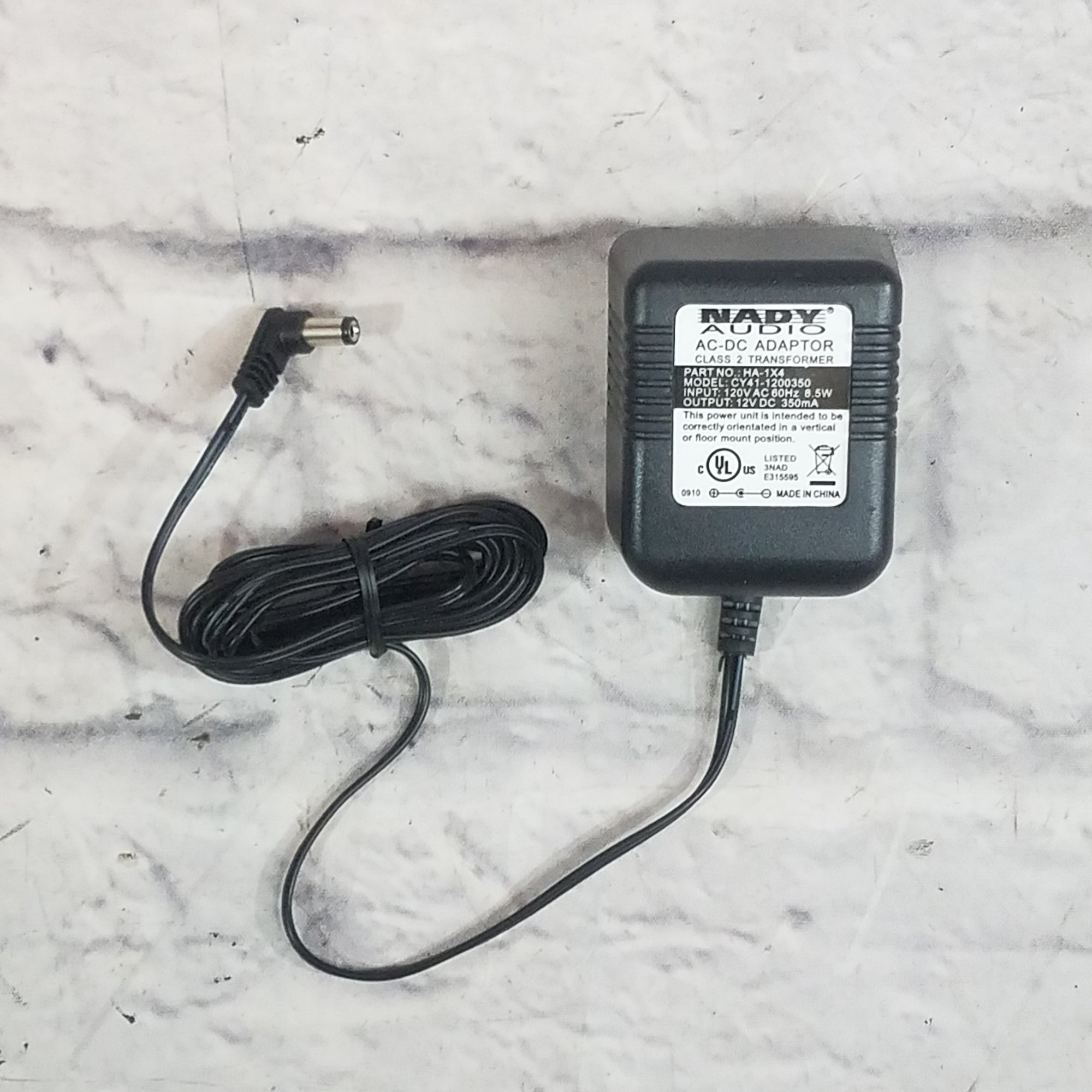 Hosa Technology MCA-428 - Single Channel Studio Microphone Preamplifier with Phantom Power