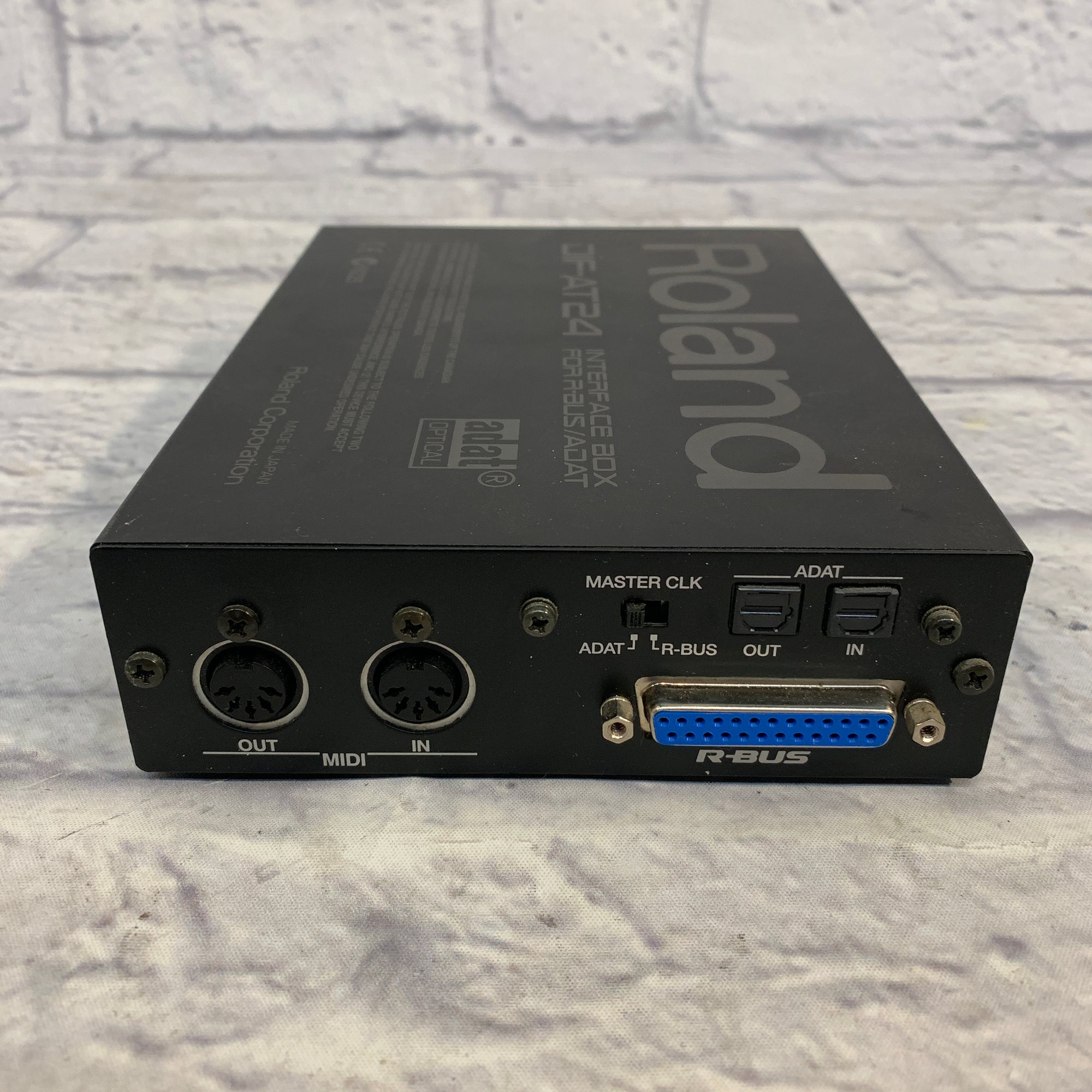 Roland XV-5080 w/ DIF-AT25 Interface Box