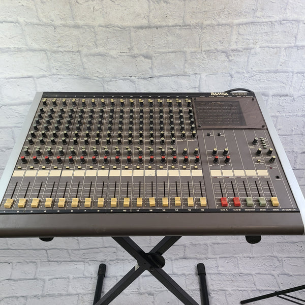 RAMSA WRS216 16Channel Console Mixer Evolution Music