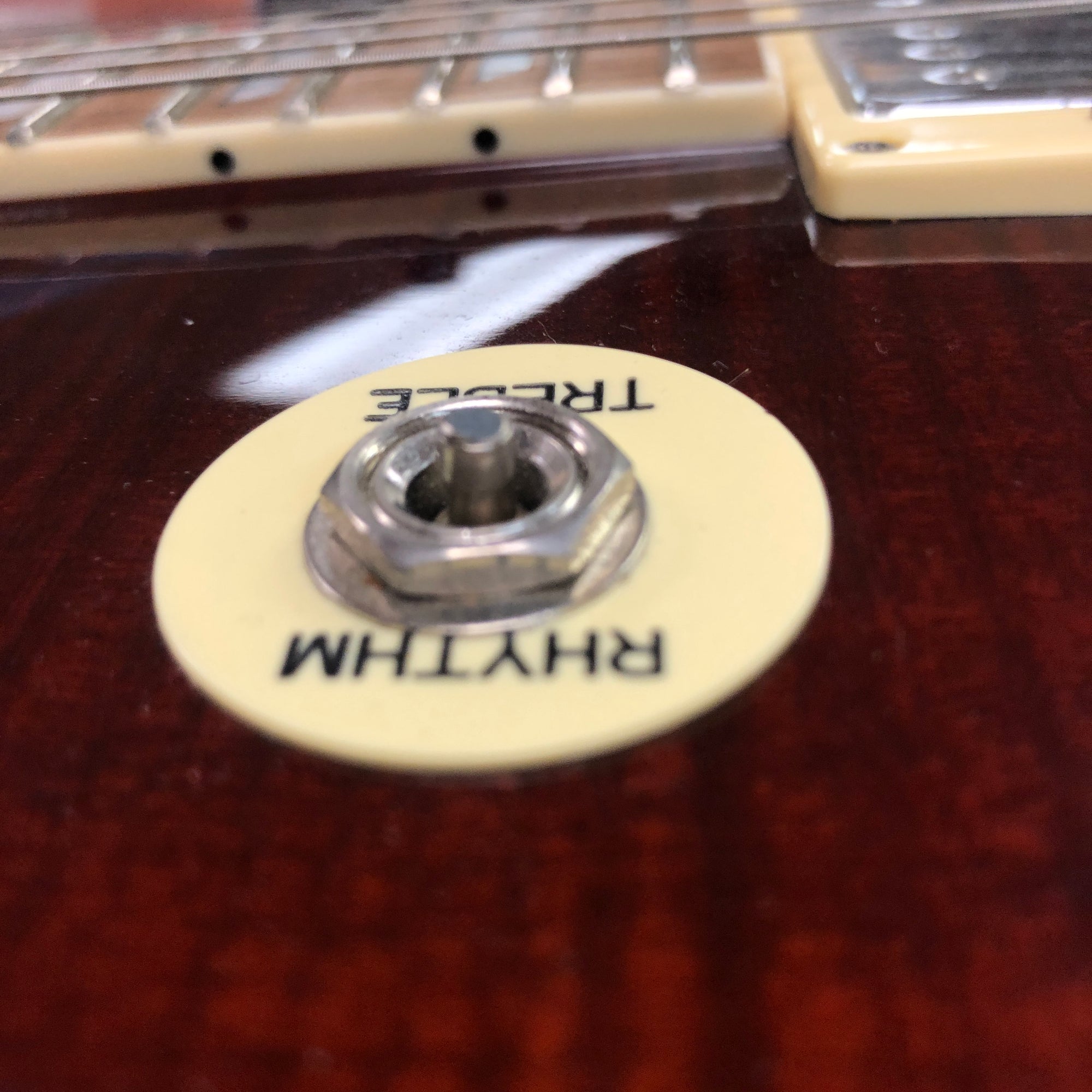 Agile 2000 LP Style Set Neck Electric Guitar
