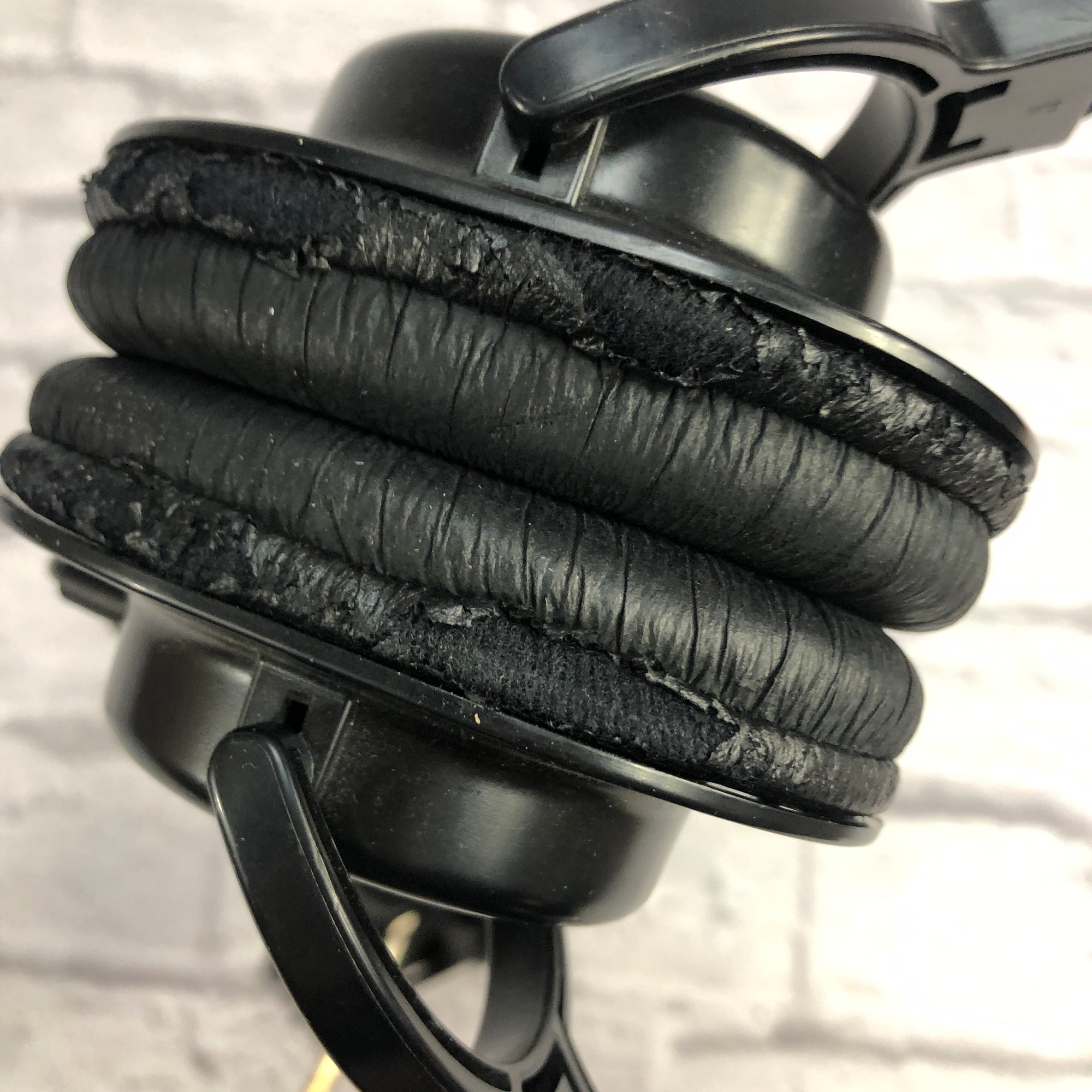 Audio Technica ATH M30 Headphones