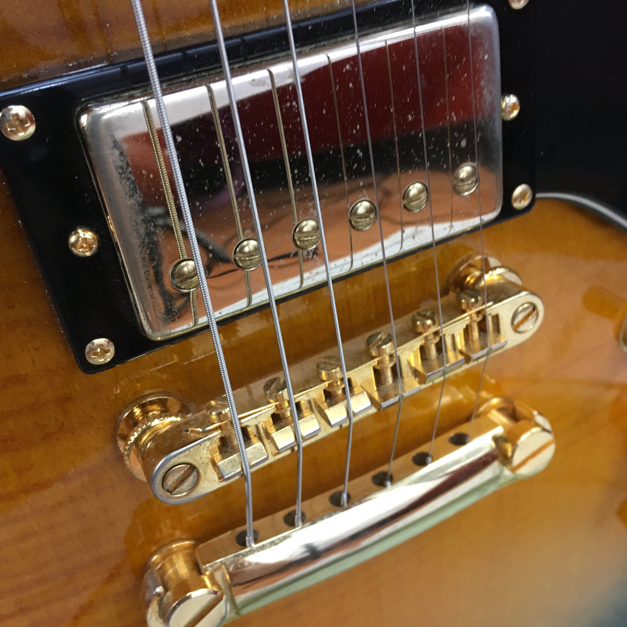 Epiphone Dot Vintage Sunburst Semi-Hollow w/ Hardcase - Evolution