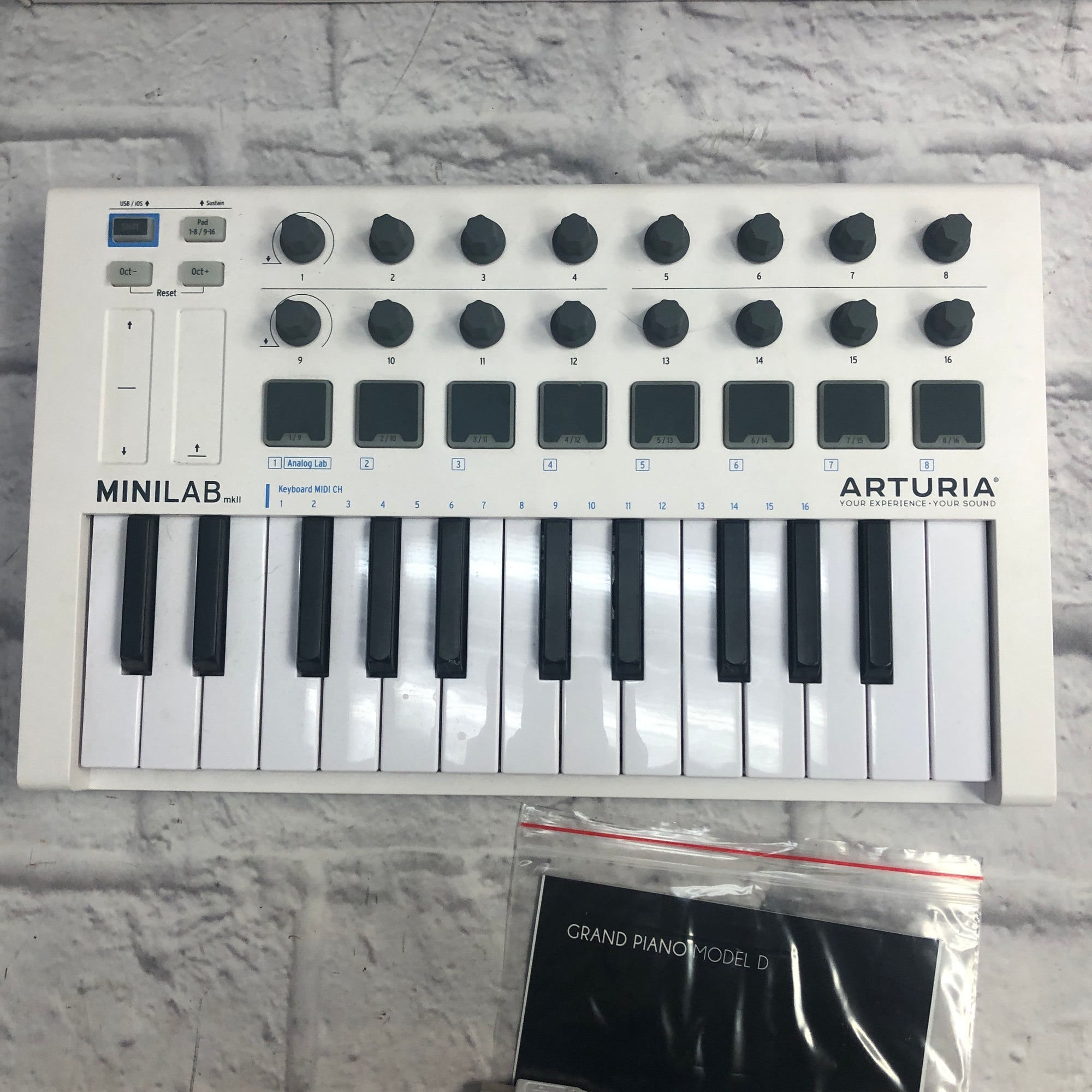 Arturia MiniLab MkII Universal Controller