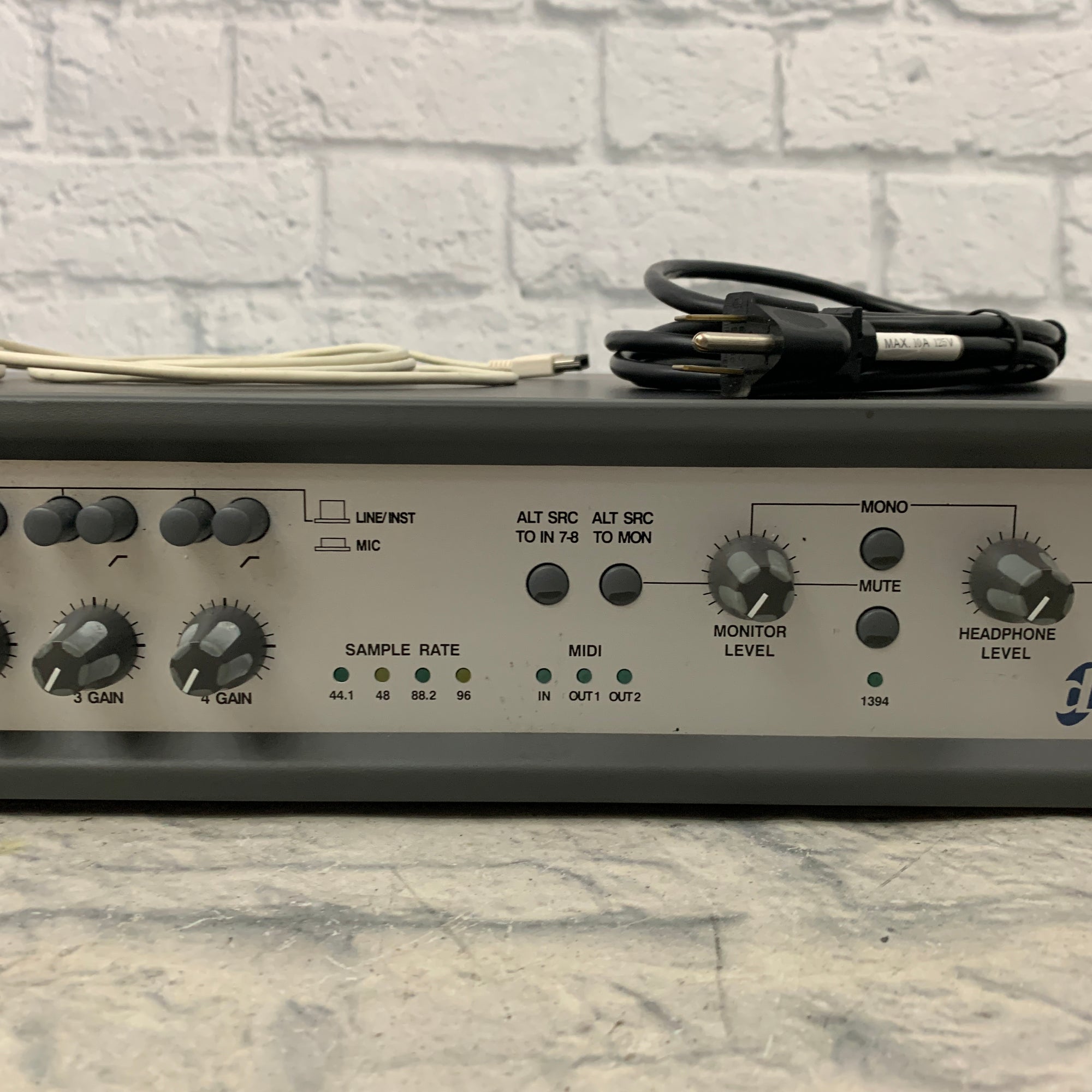 Digidesign Digi 002 Firewire Rack Interface - Evolution Music Digidesign Digi 002 Firewire Rack Interface - Evolution Music