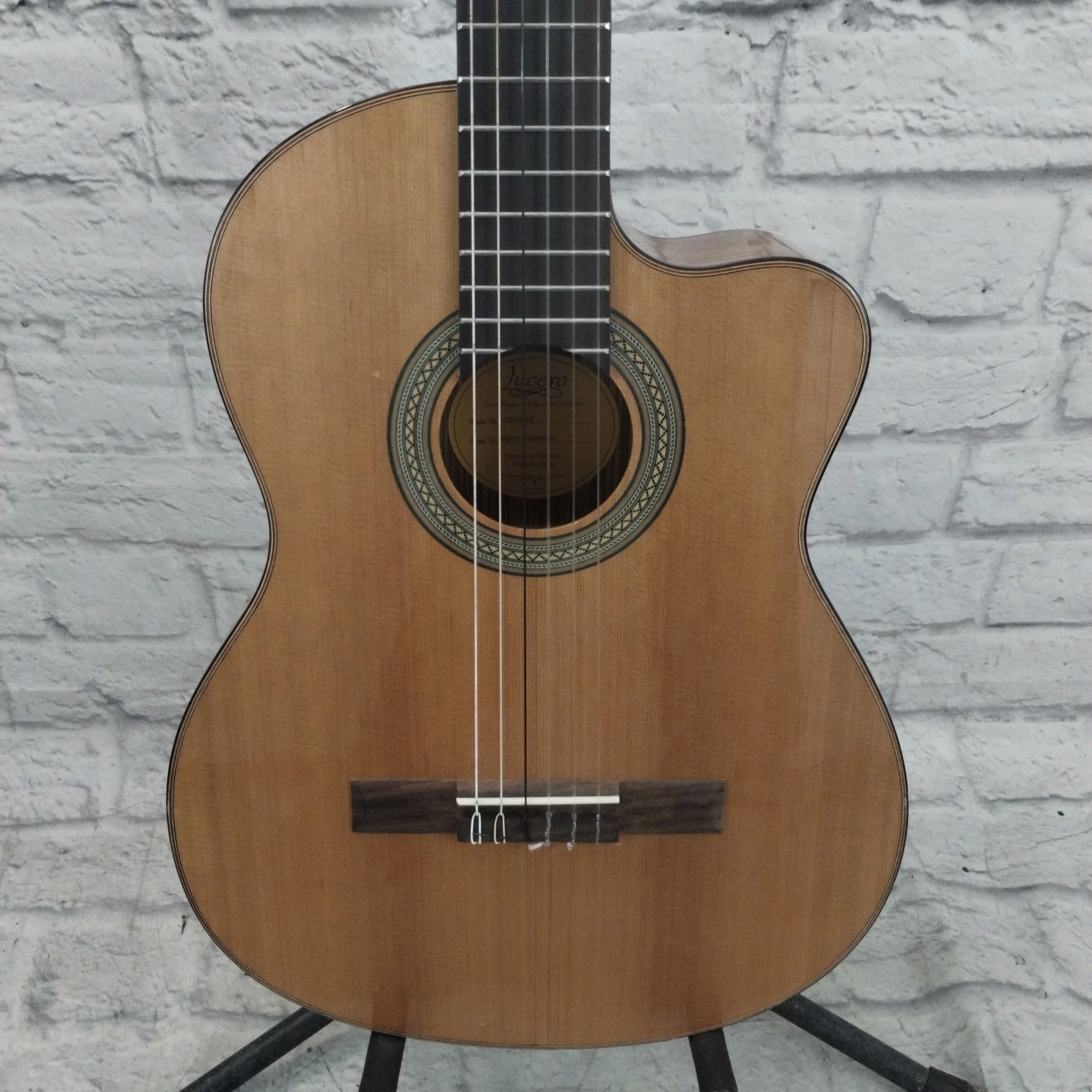 Lucero LC235SCE Nylon Electric Acoustic Guitar