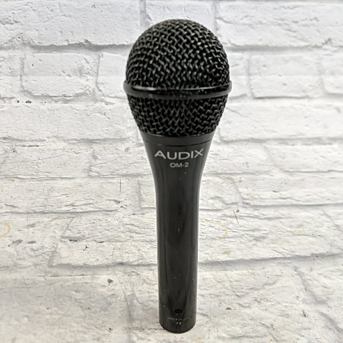 Audix OM2 Handheld Hypercardioid Dynamic Microphone