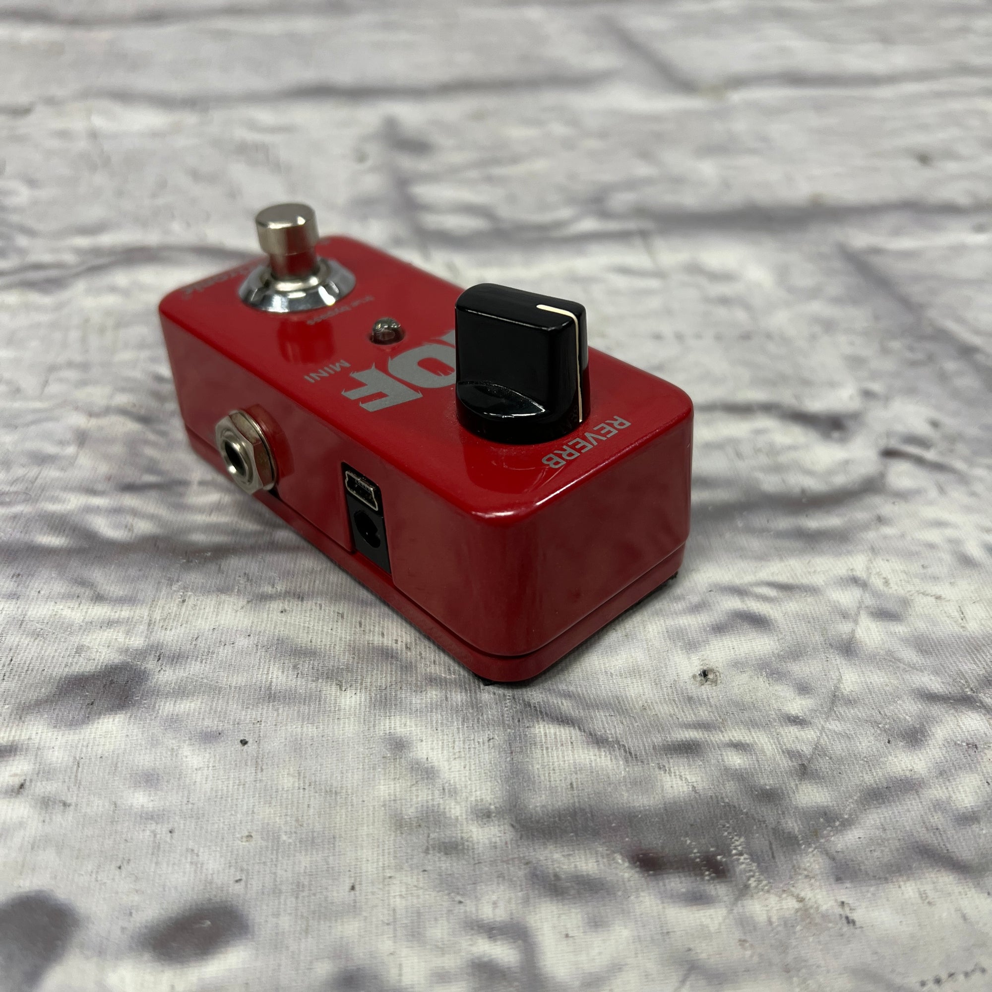 hof reverb pedal TC Electronic HOF Mini Reverb Pedal