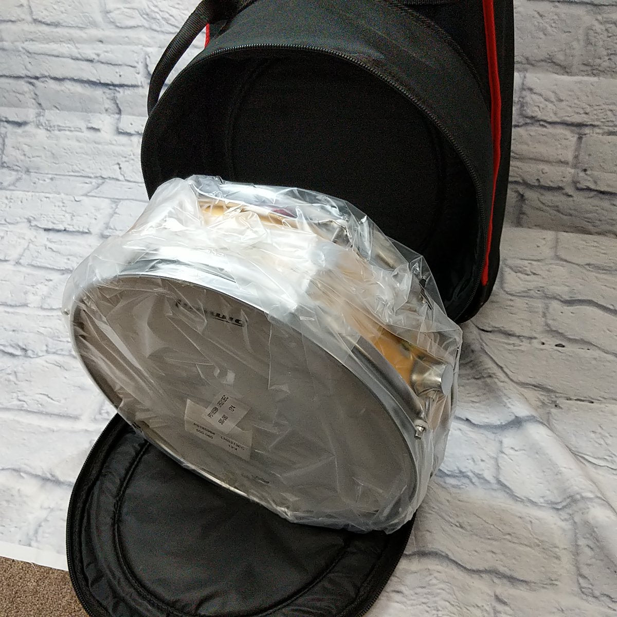 Ludwig Percussion Learning Kit (Snare and Bells)  1