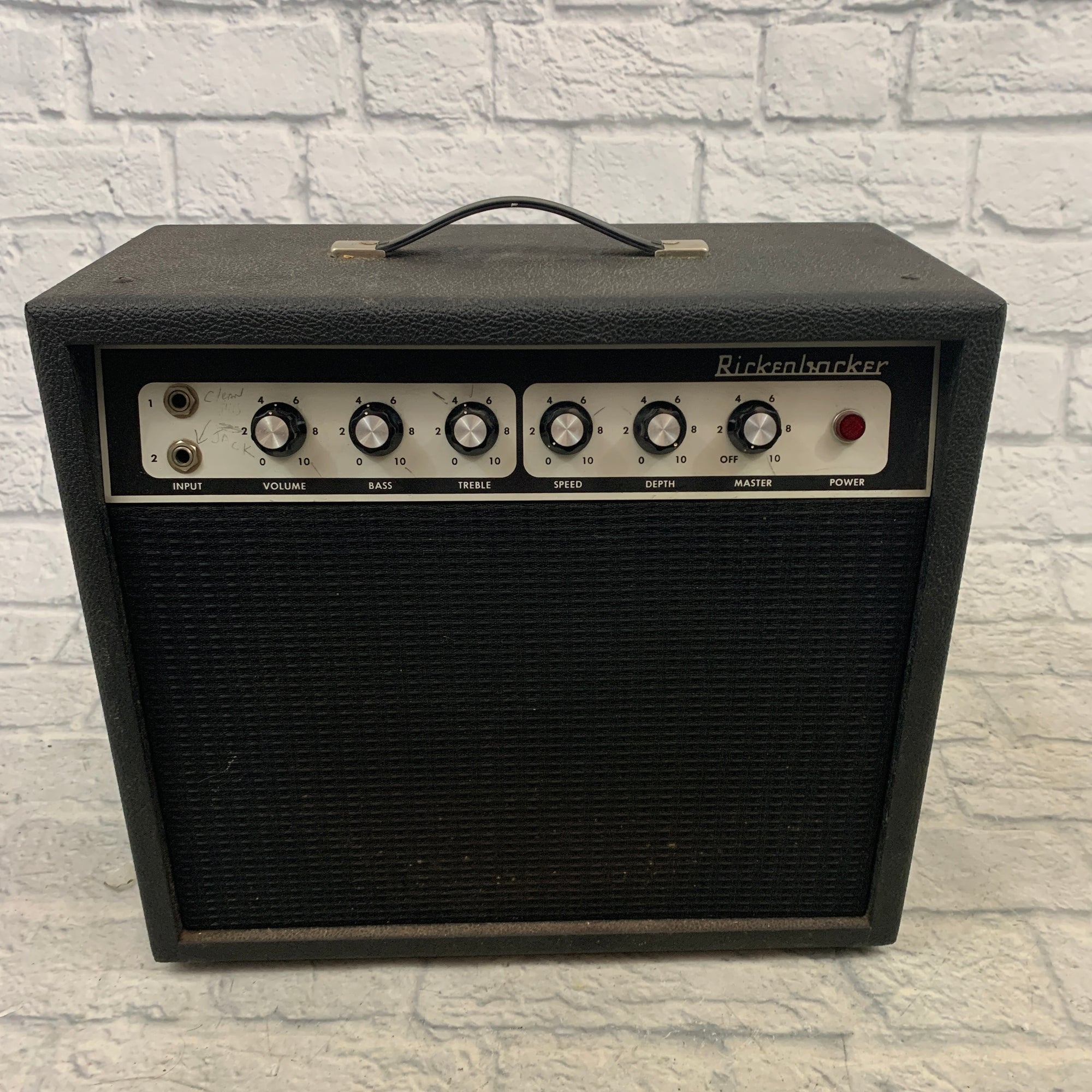 Rickenbacker TR7 Guitar Combo Amp