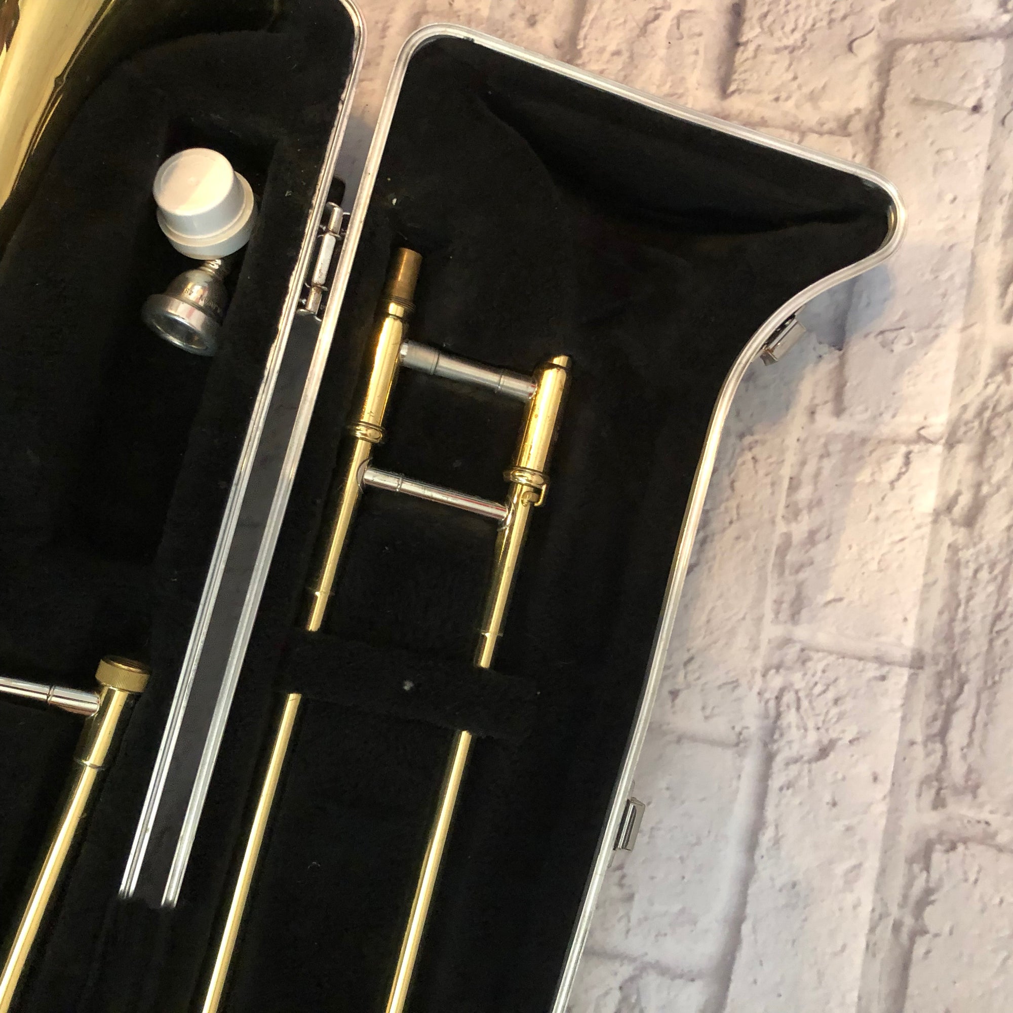 Yamaha YSL 354 Trombone with Case