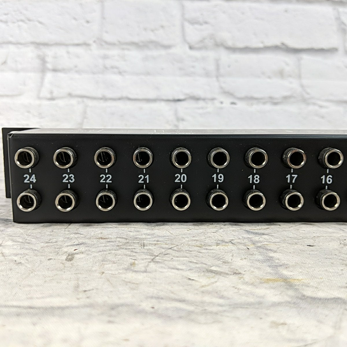 Neutrik NYS-SPP-L Modular Balanced TRS Patchbay - Evolution Neutrik NYS-SPP-L Modular Balanced TRS Patchbay - Evolution