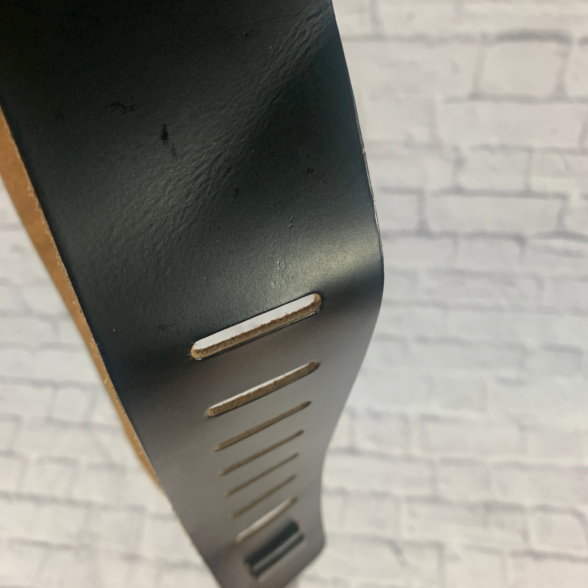 Levy's M1SD2 Leather Guitar Strap 2 1/2" with Metal Studs Black