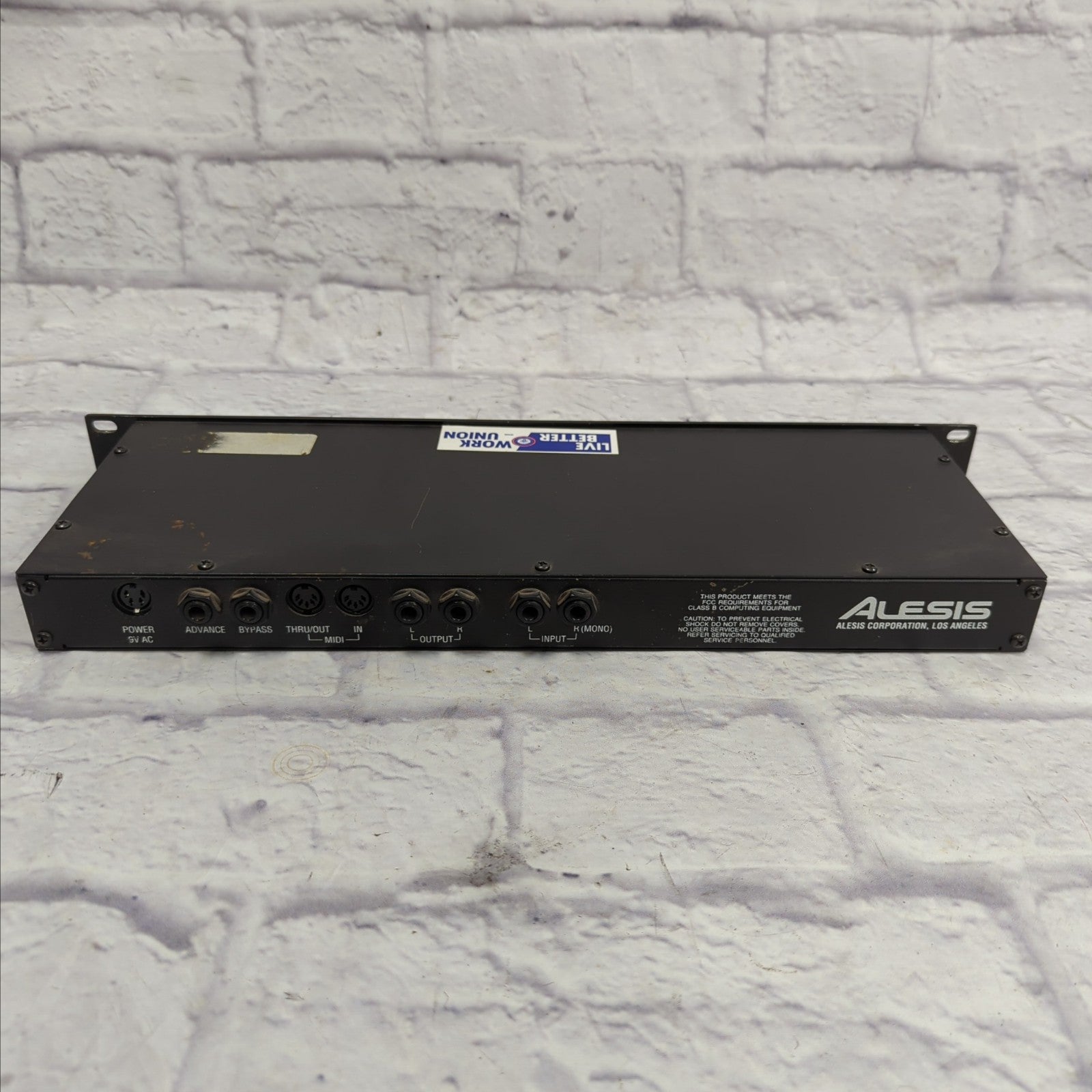 Alesis Reverb Rack Alesis Quadraverb Rack Multieffects Processor - Evolution Music