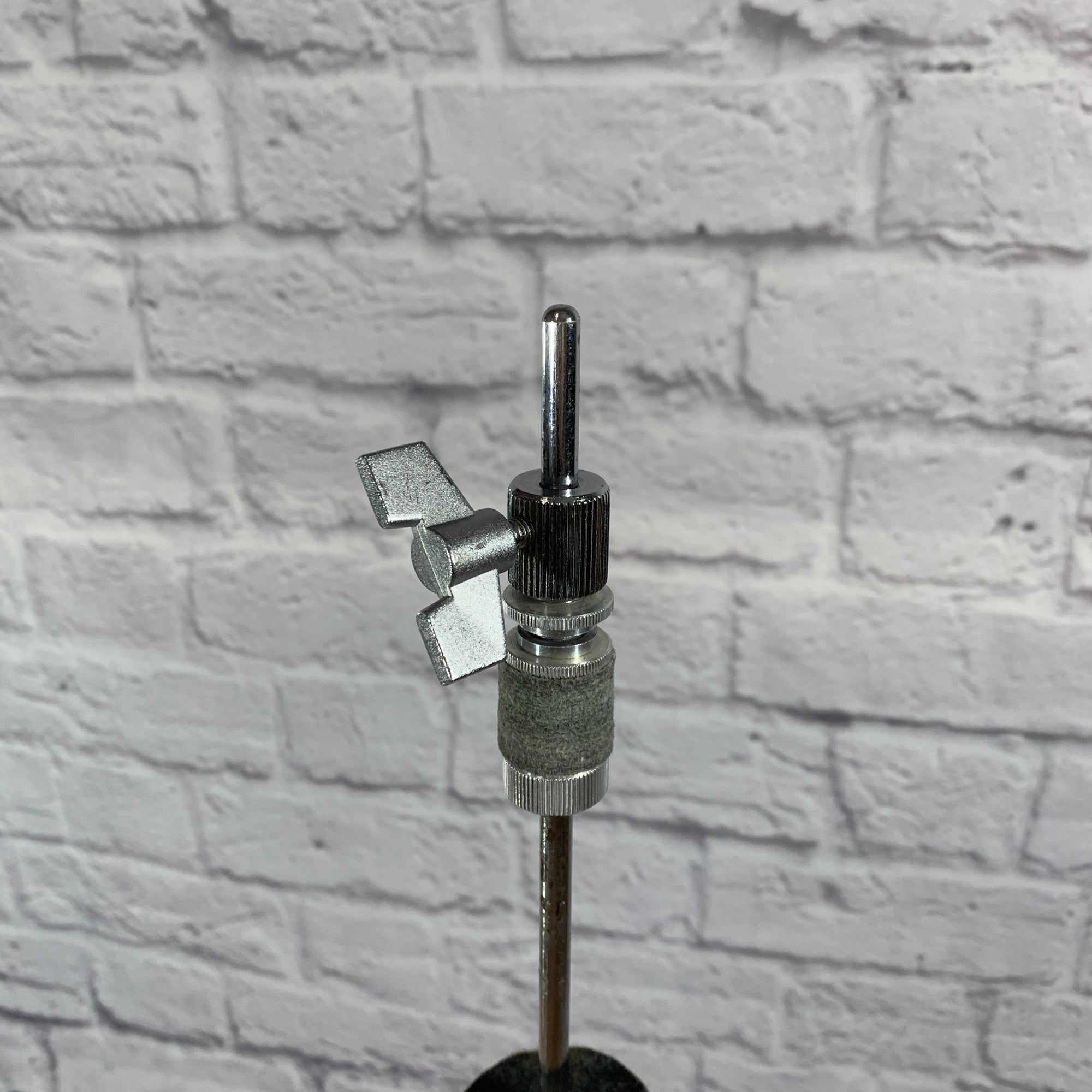 Vintage 80s Pearl Hi Hat Stand w/ clutch