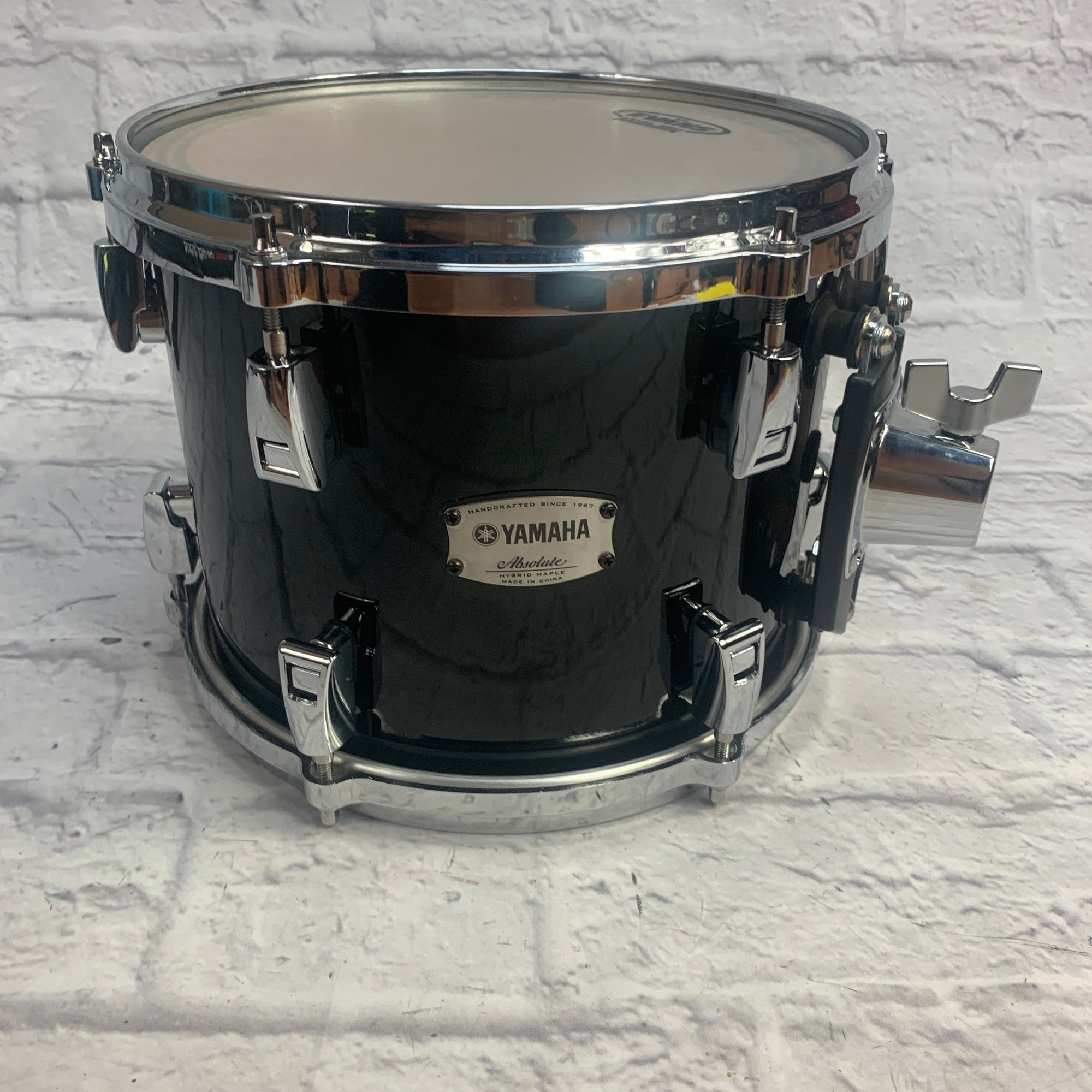 Yamaha Absolute Hybrid Maple 10x7 Tom - black