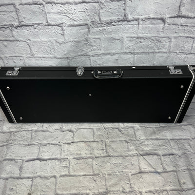 Fender Classic Series Hard Shell Case for Strat or Telecaster