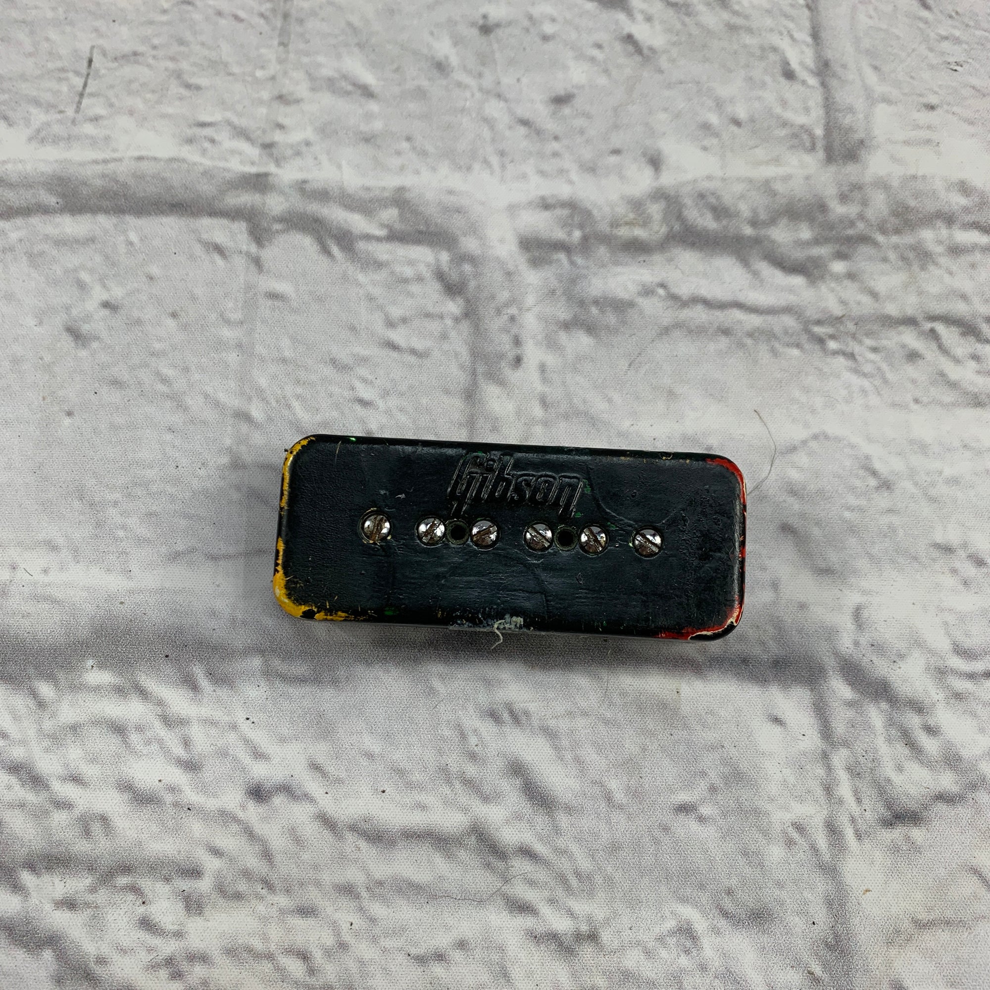 Gibson Vintage P-90 with Embossed Cover