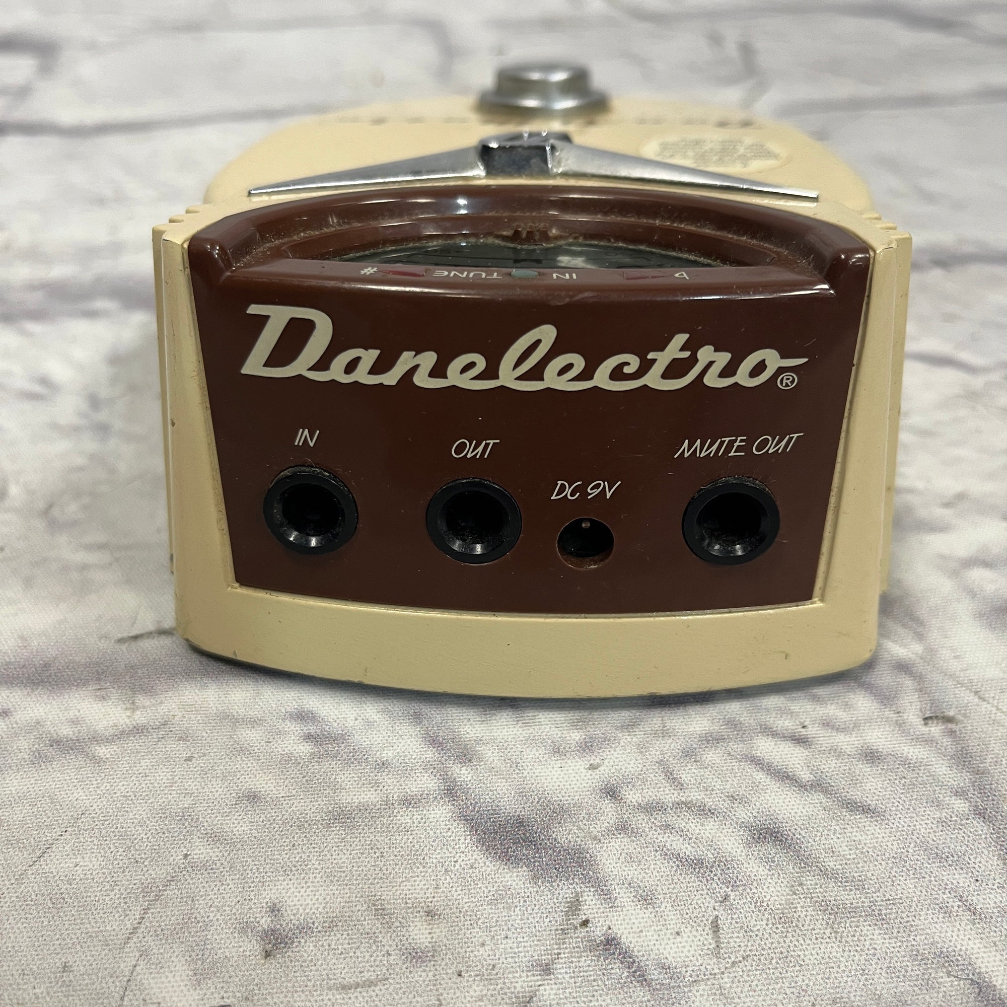 danelectro tuner pedal Danelectro Dan-O-Matic Tuner Pedal