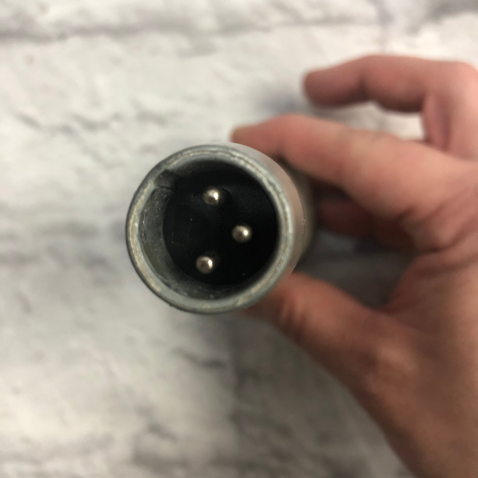 Realistic 33-1070B Dynamic Microphone