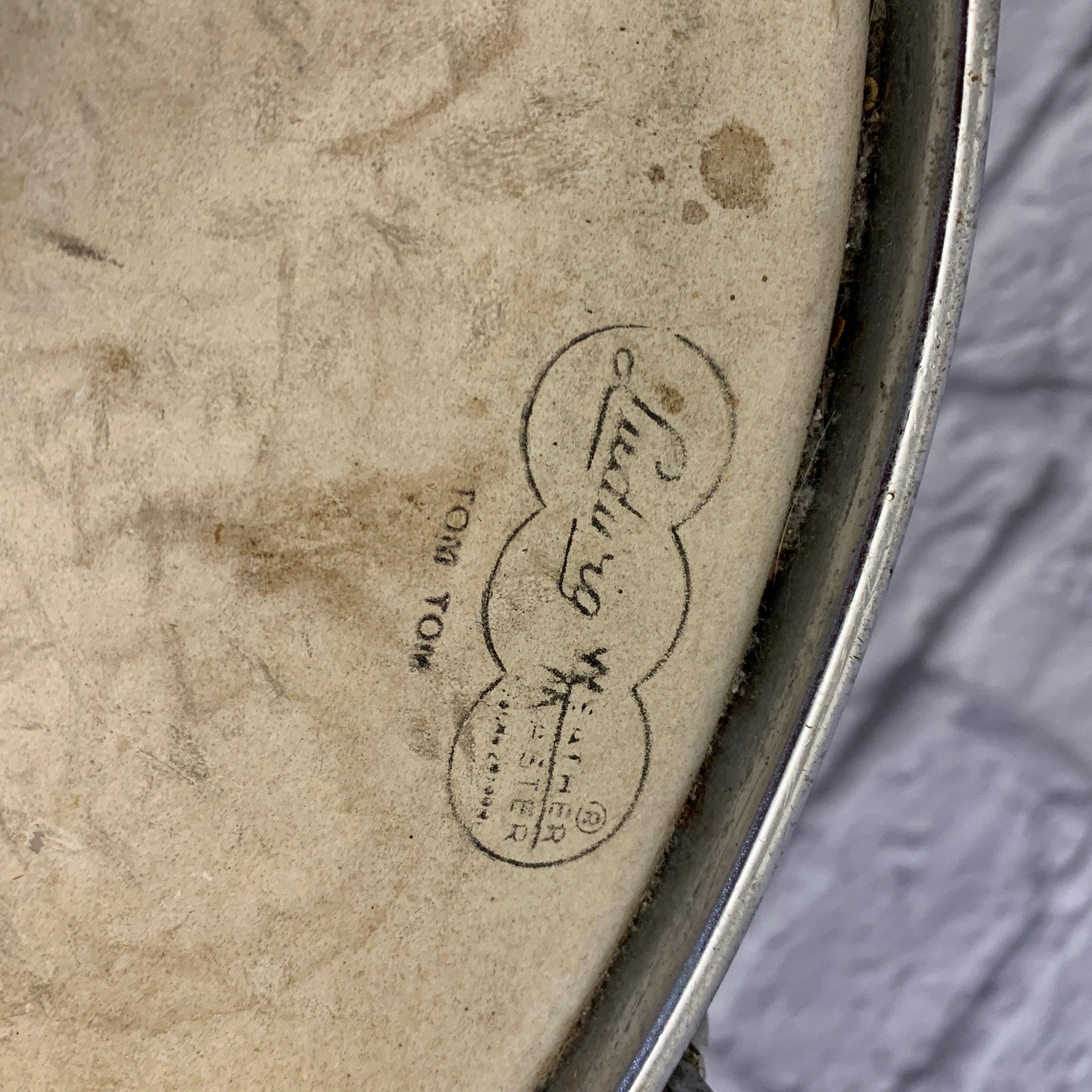 1960s Ludwig 16" Floor Tom Black Oyster Pearl