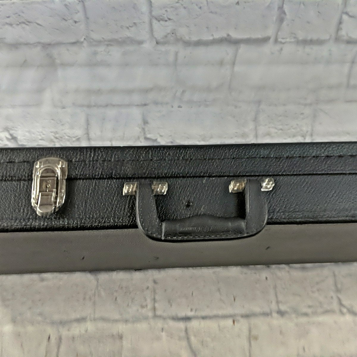 Road Runner Universal Bass Case