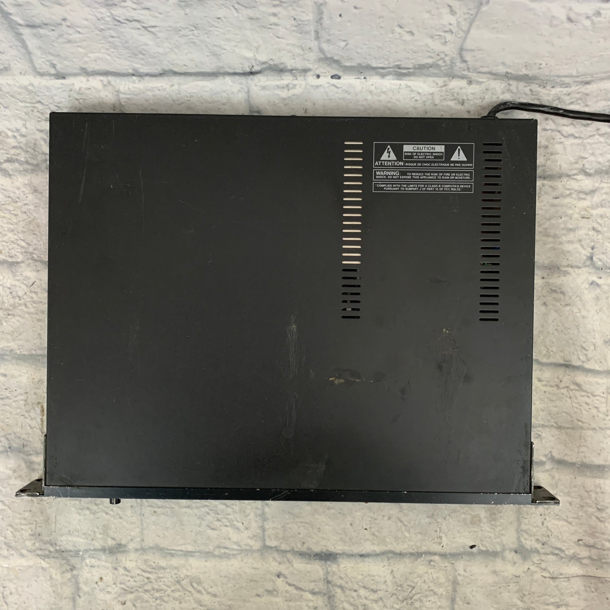 Roland U-110 PCM Rackmount Synth Sound Module