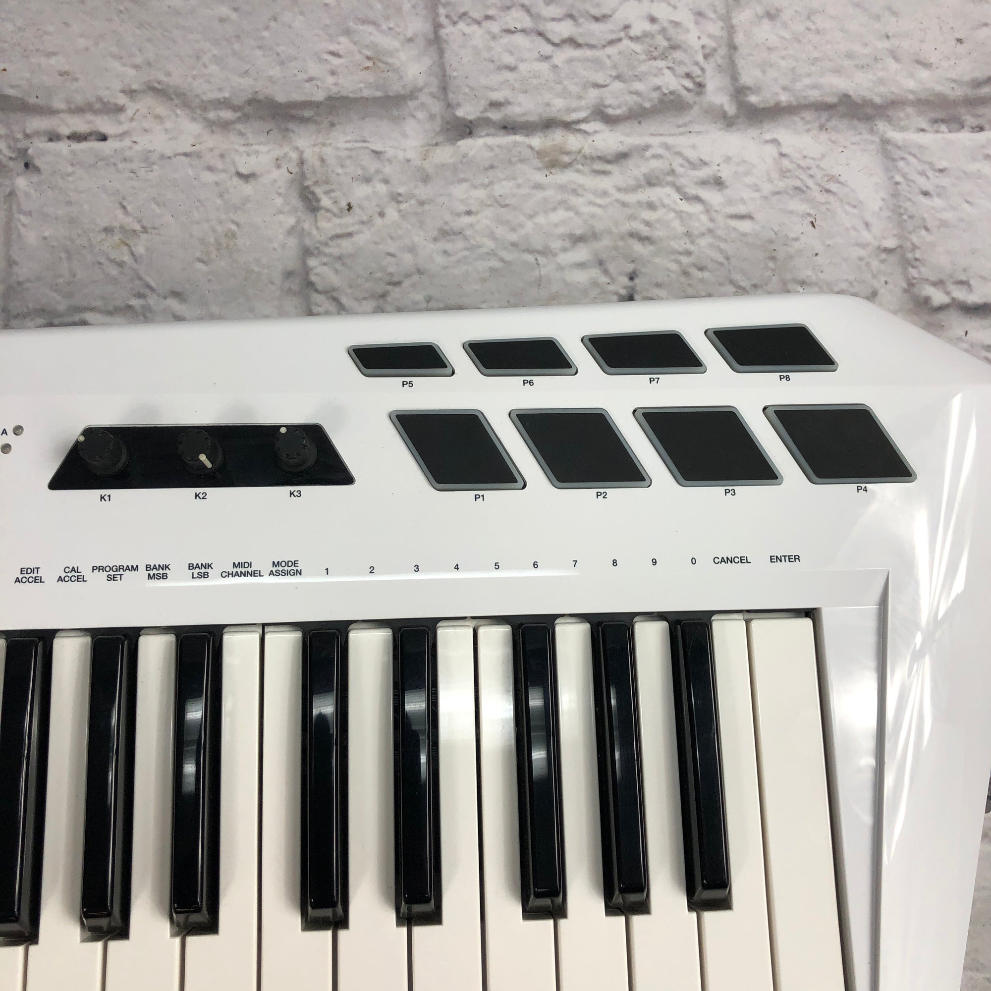 Alesis Vortex 1 Keytar MIDI Controller