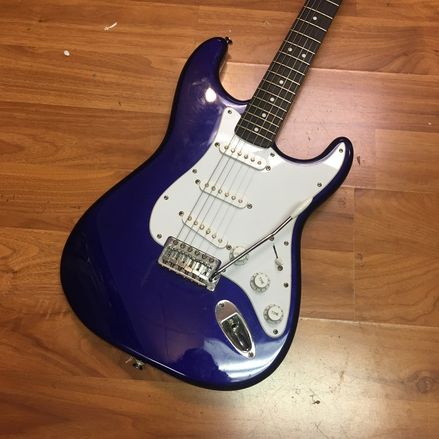 Squier Affinity Strat Electric Guitar (Purple)