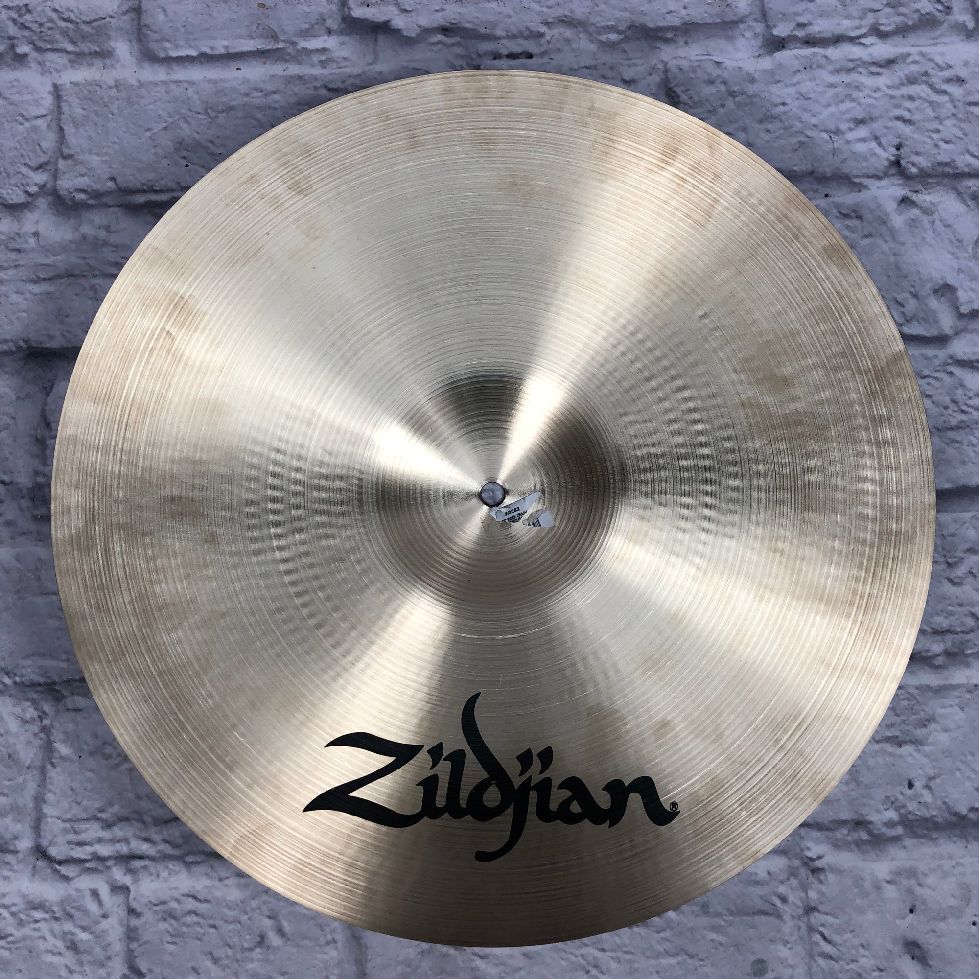 Zildjian Avedis 18in Rock Crash Cymbal