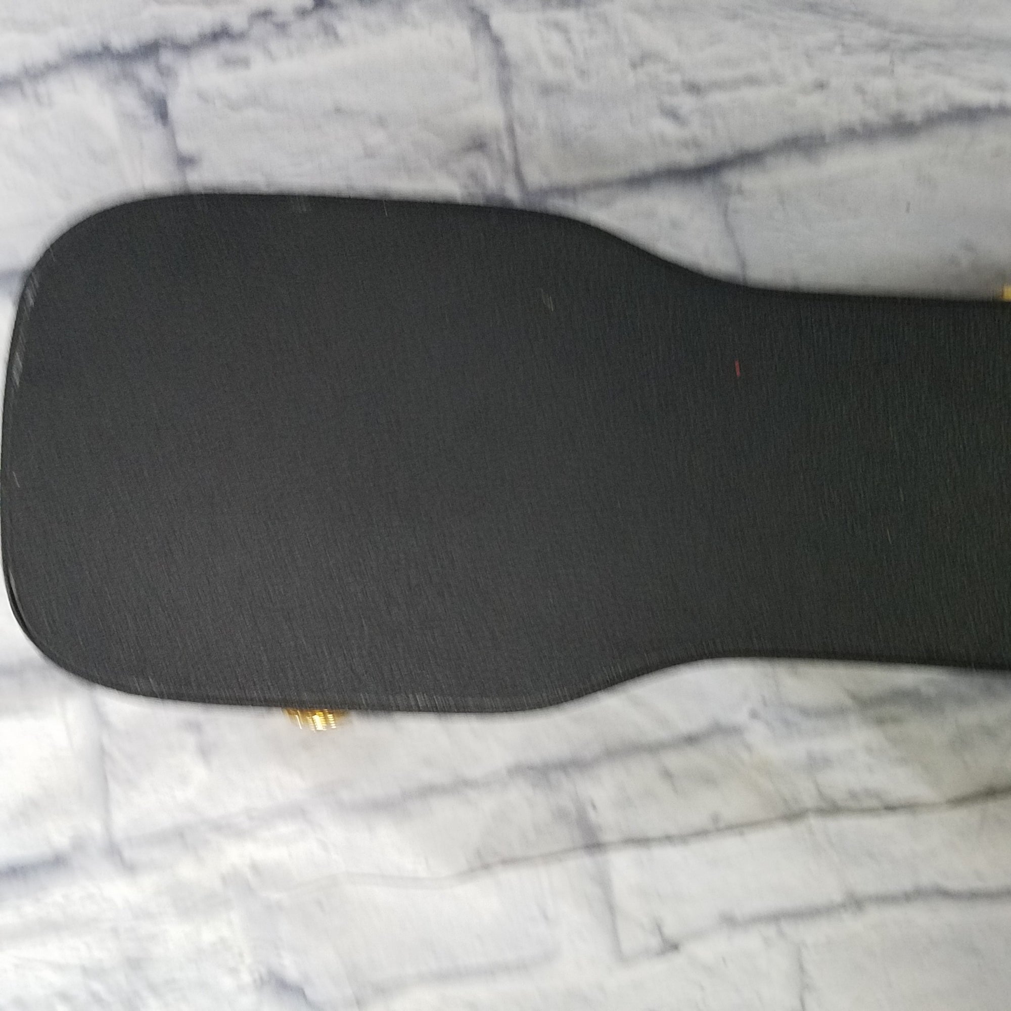 Guardian Hardshell Case for Acoustic Guitars