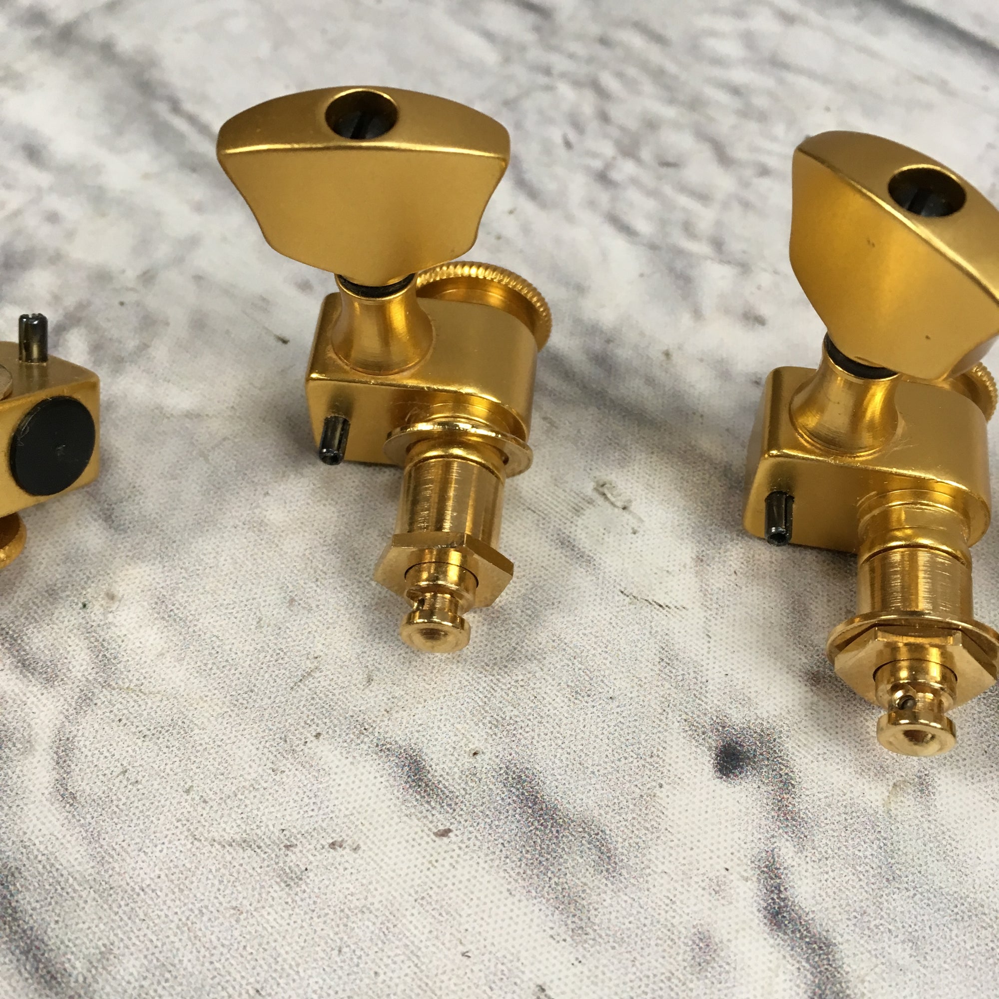 Sperzel Gold Locking Tuning Machines 3x3