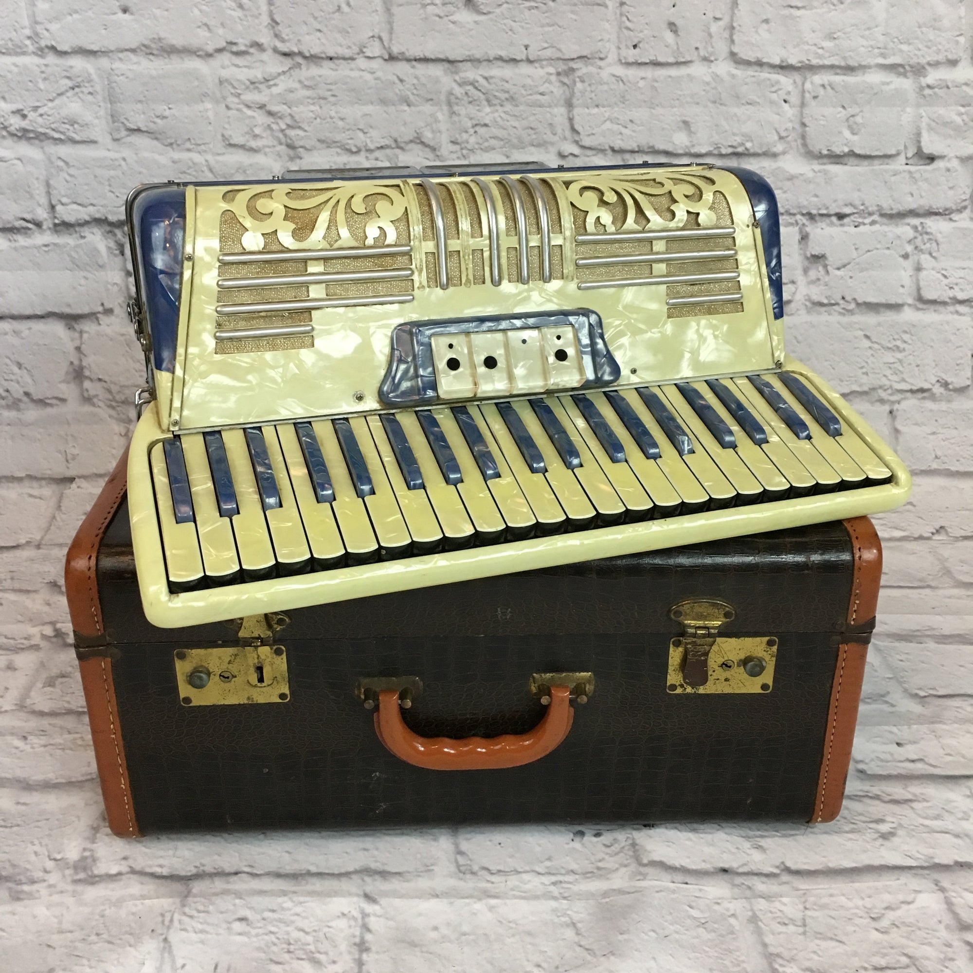 Made in Italy 41 Key Accordion