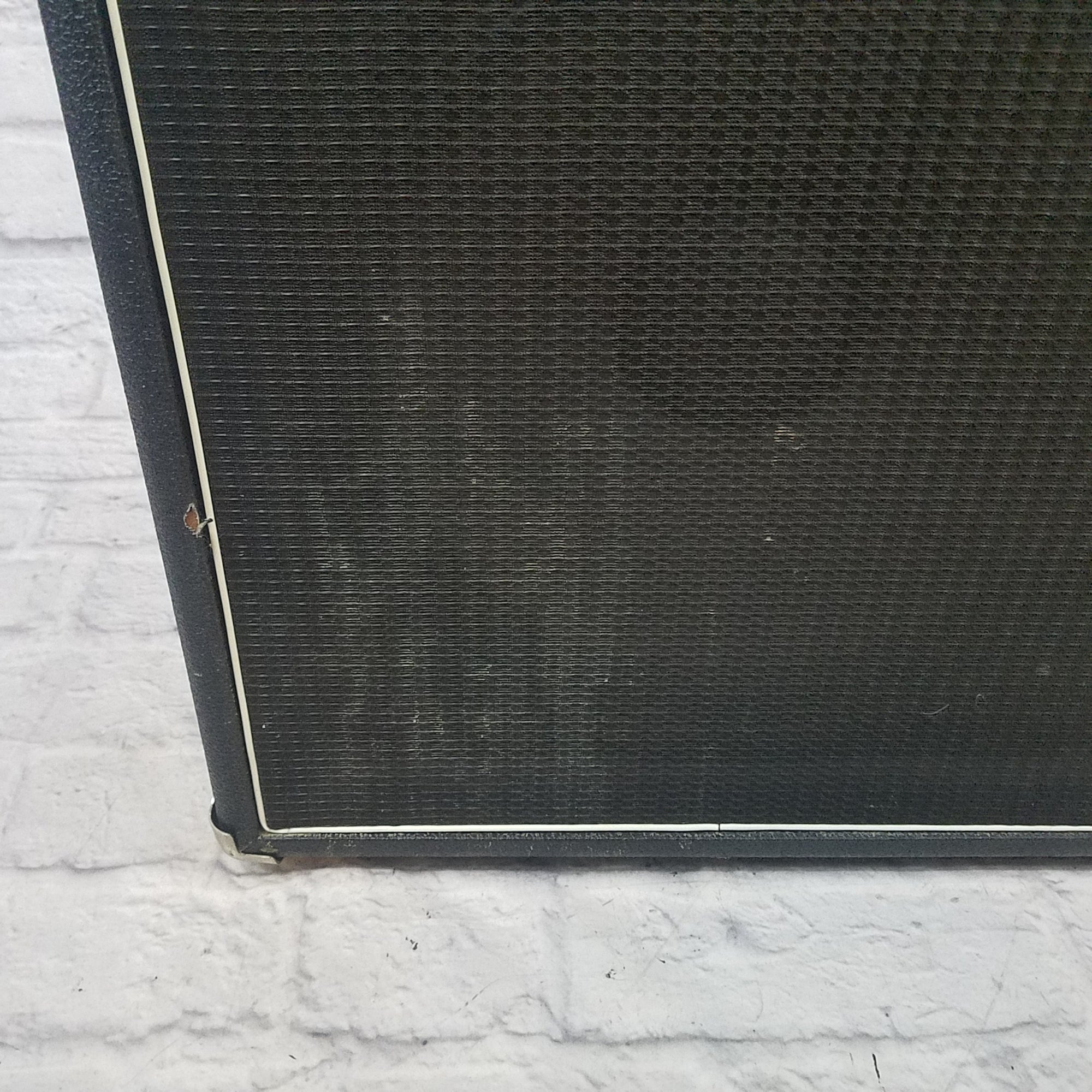 Acoustic B100 100 Watt Bass Amp