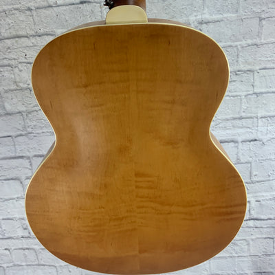 Guild Jumbo Junior Acoustic/Electric Bass