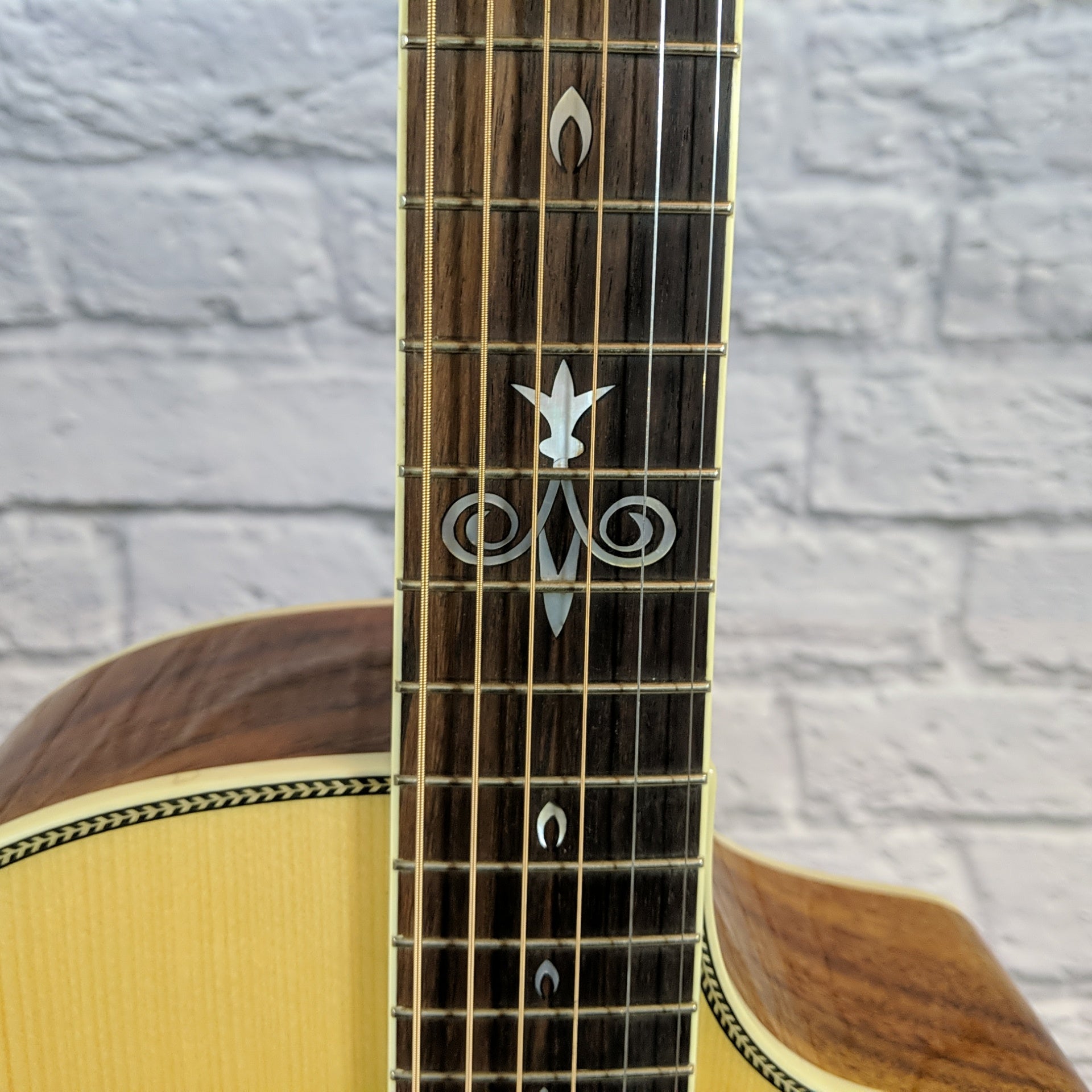Breedlove Pursuit Concert 25th Anniversary w/Case - New Old Stock