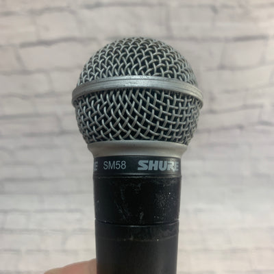 Shure SM58 Dynamic Microphone