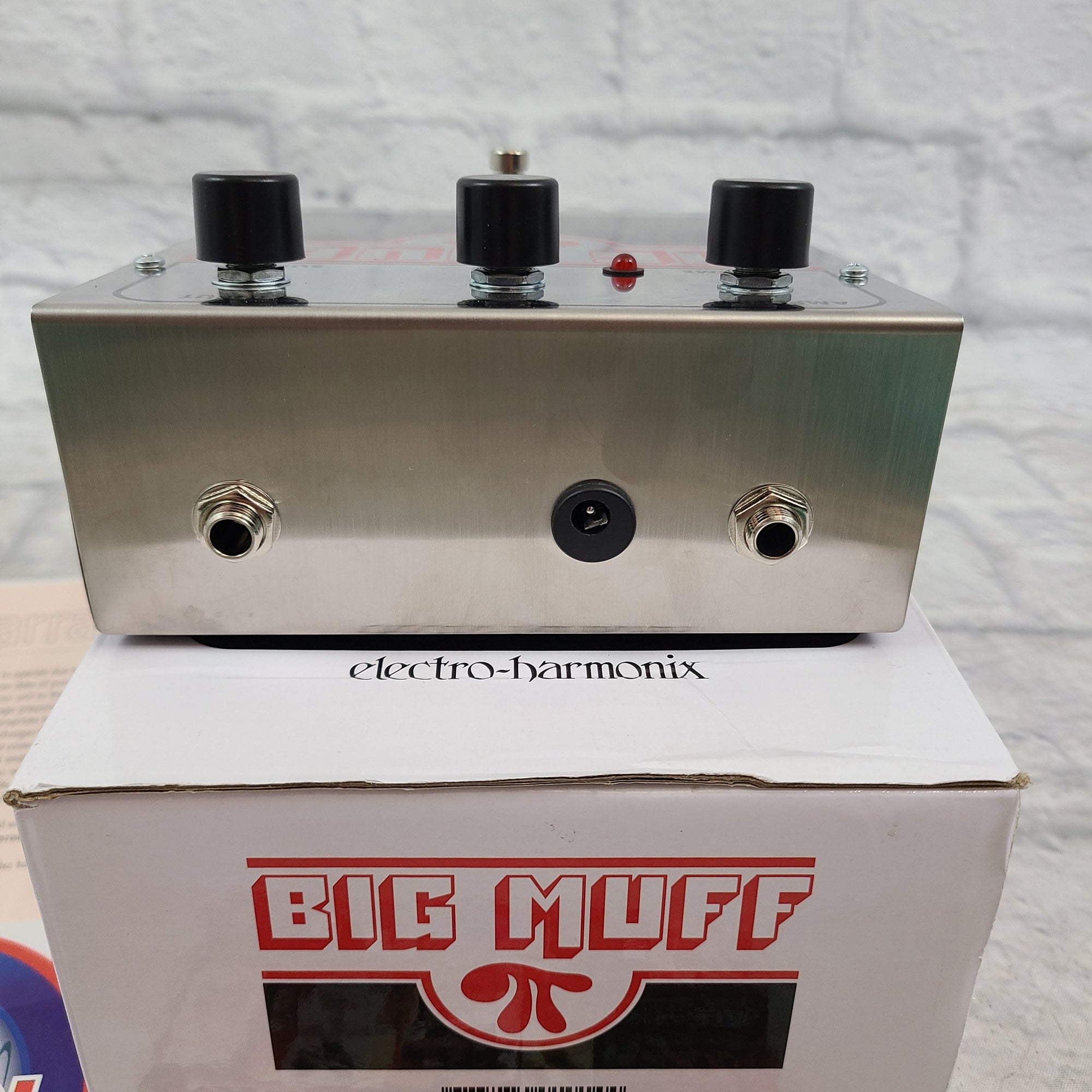 Electro-Harmonix Big Muff Fuzz Pedal