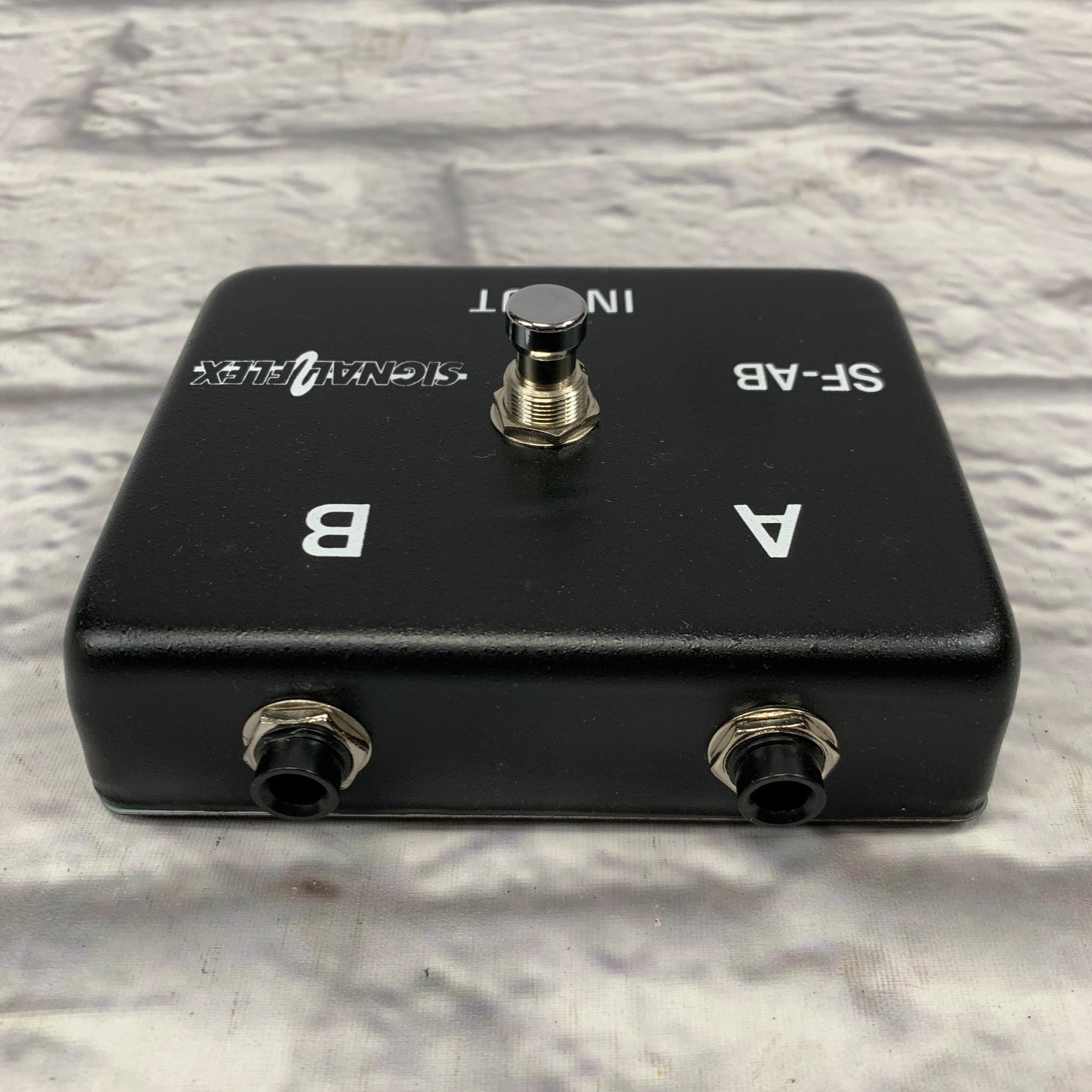 Signal Flex A-B Switch Box