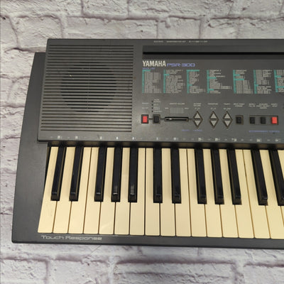 Yamaha PSR300 61-Key Electronic Keyboard