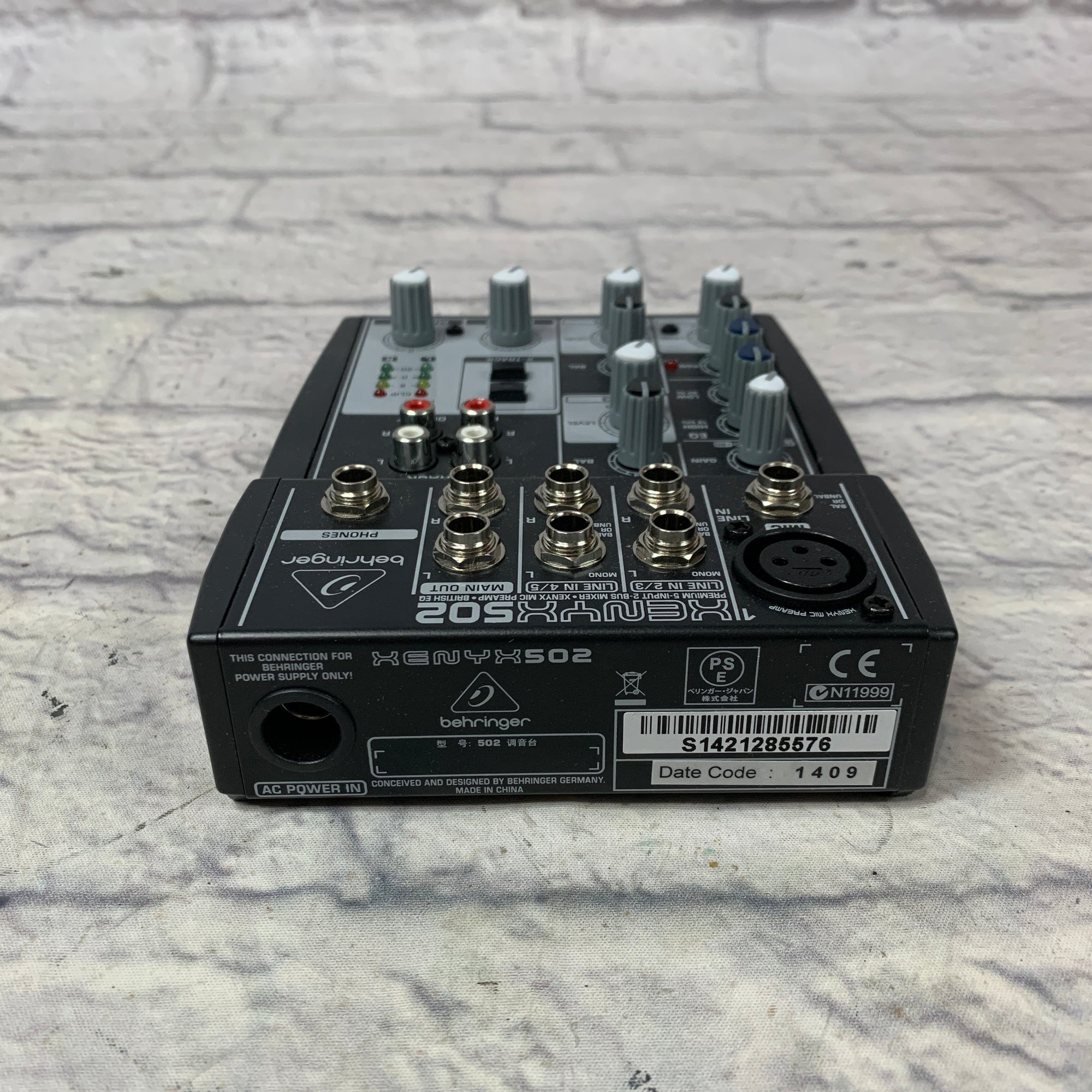 Behringer Xenyx 502 5-Input Compact Mixer