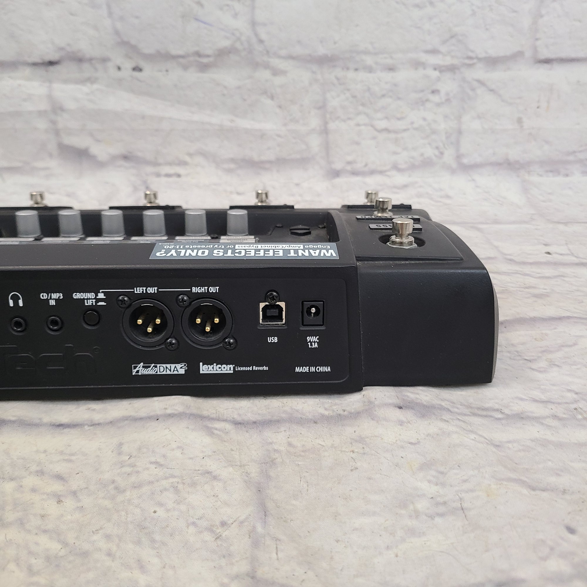 Digitech Multi Effect Digitech RP500 Multi-Effects Switching System & USB Recording Interfac ...