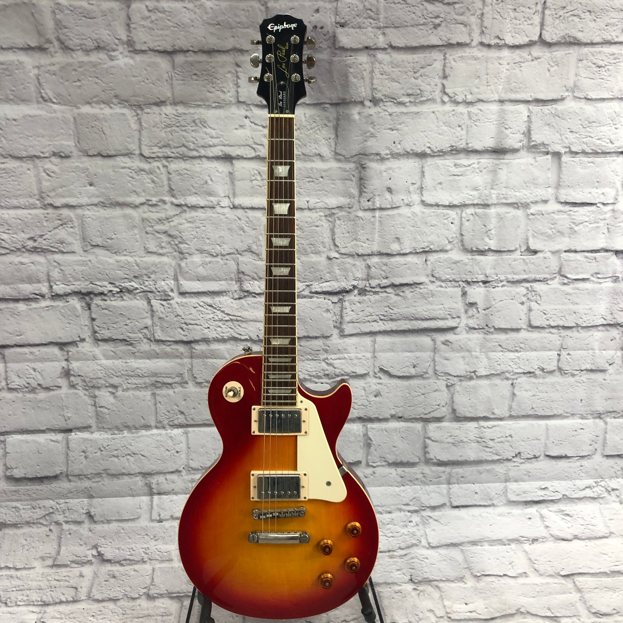 Epiphone Les Paul Standard Cherry Sunburst - Evolution Music