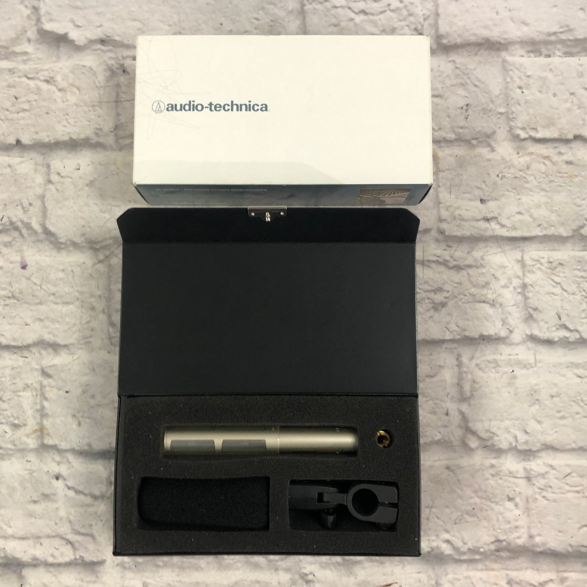 Audio Technica AT4081 Ribbon Microphone