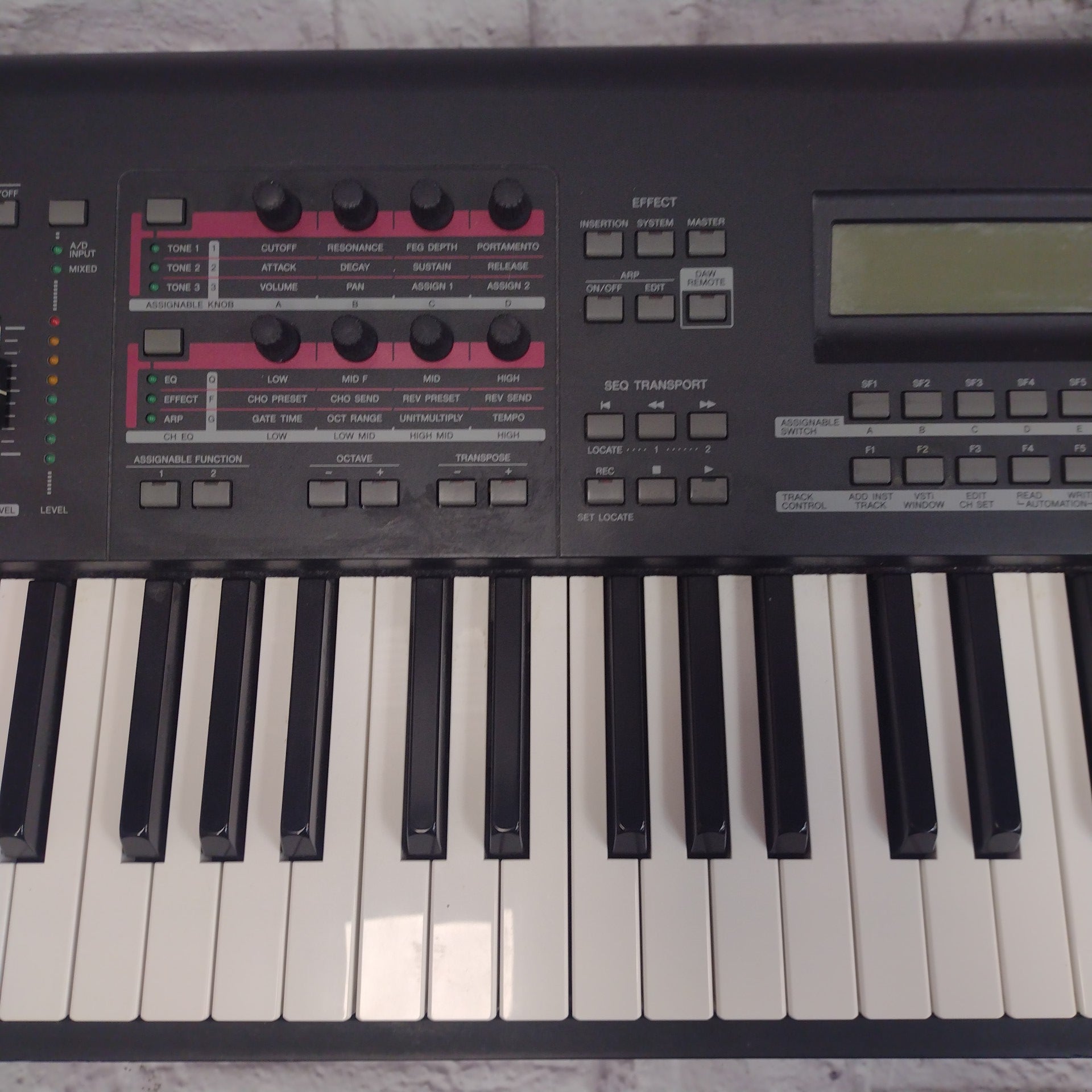 Yamaha MOX8 88-Key Workstation Keyboard